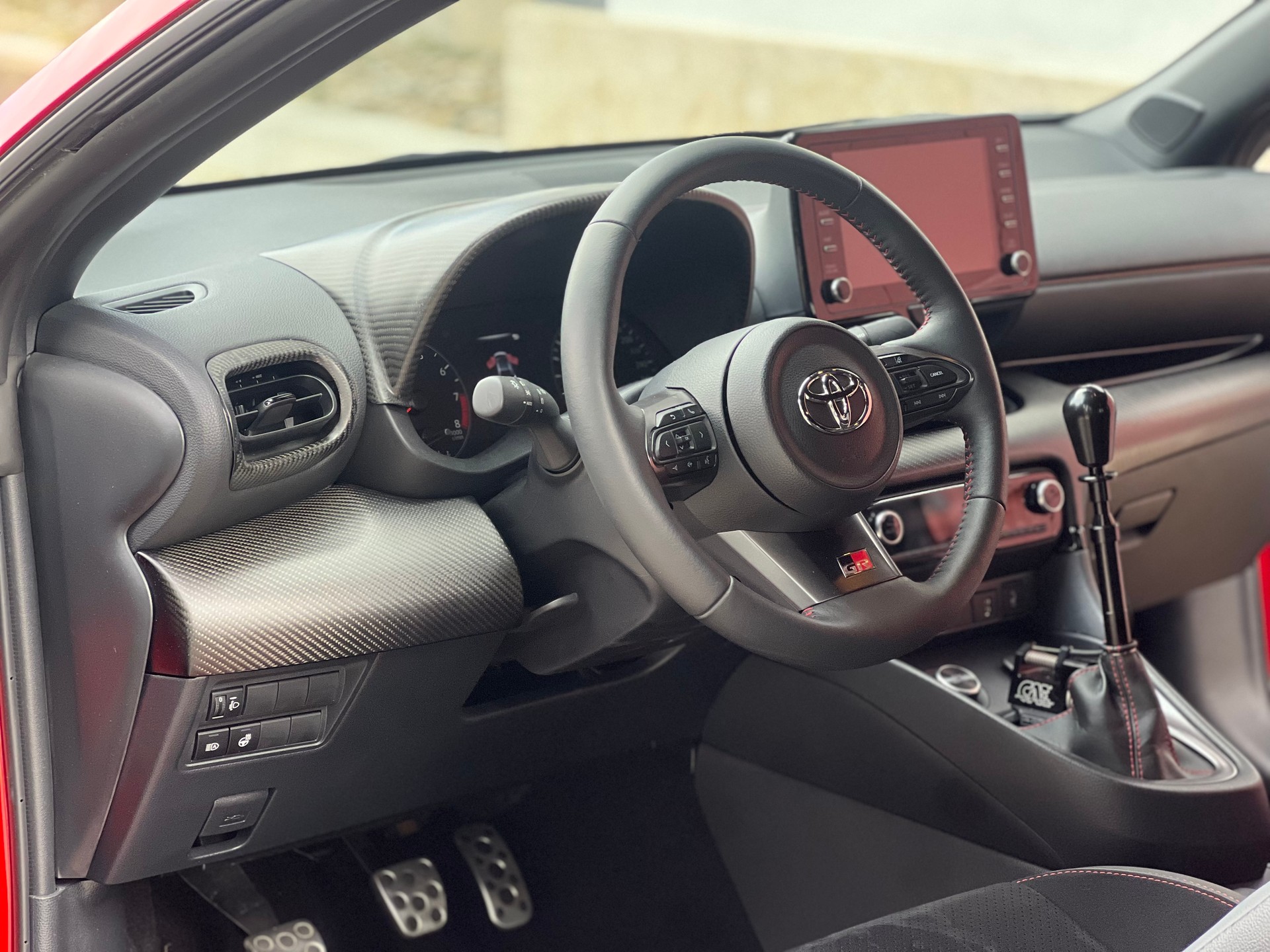 TOYOTA Yaris 1.6 GR Sport-image-13