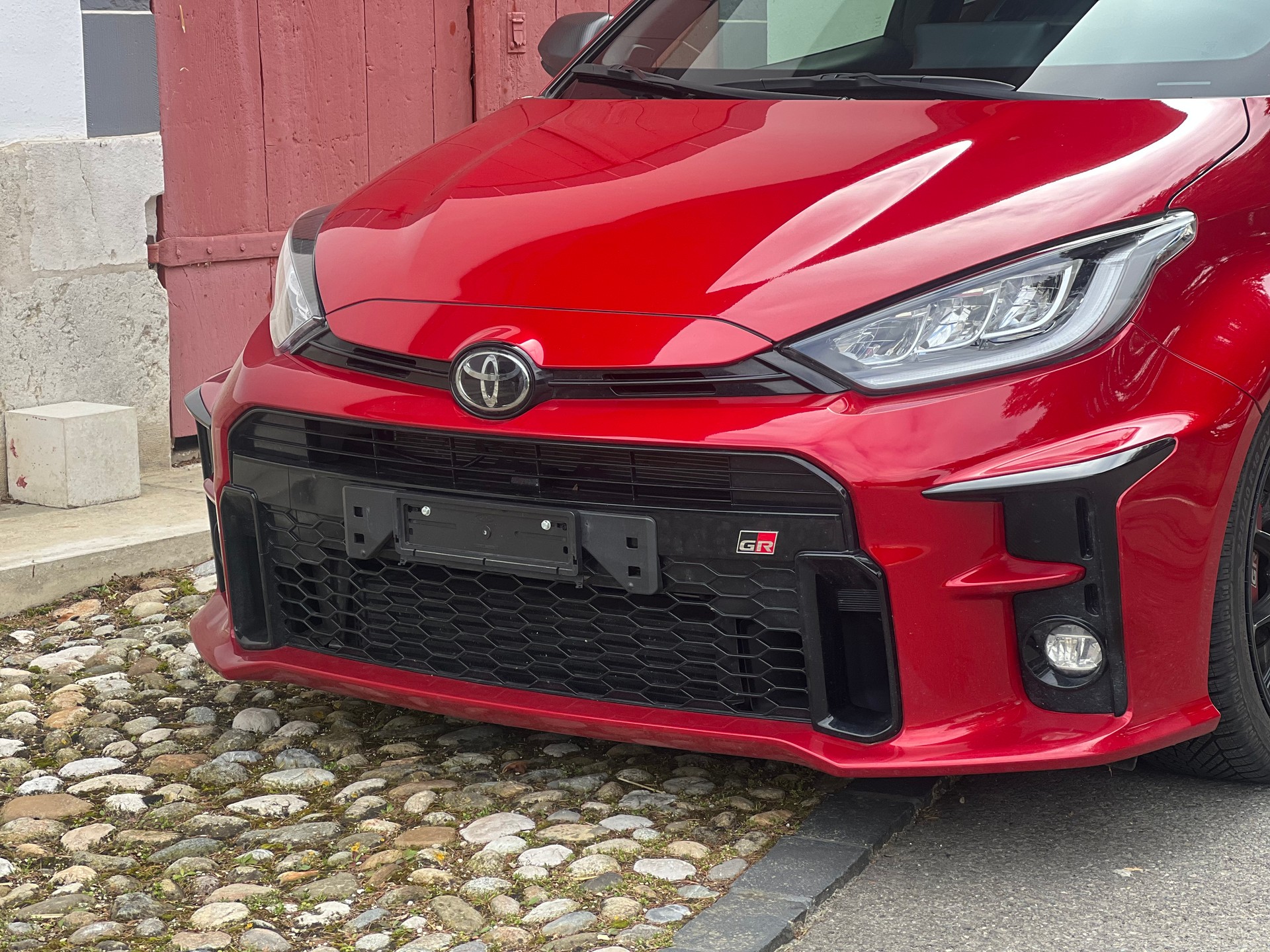 TOYOTA Yaris 1.6 GR Sport-image-4