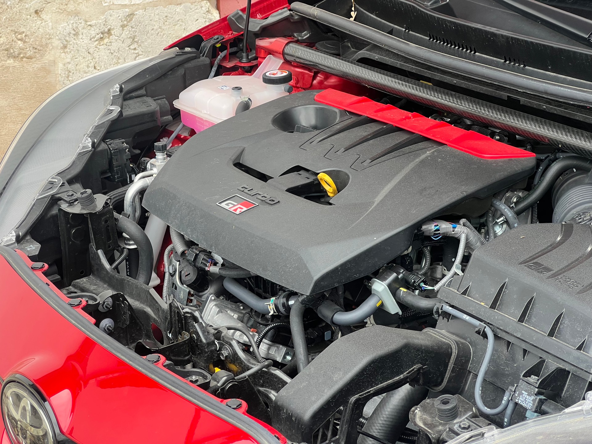 TOYOTA Yaris 1.6 GR Sport-image-19