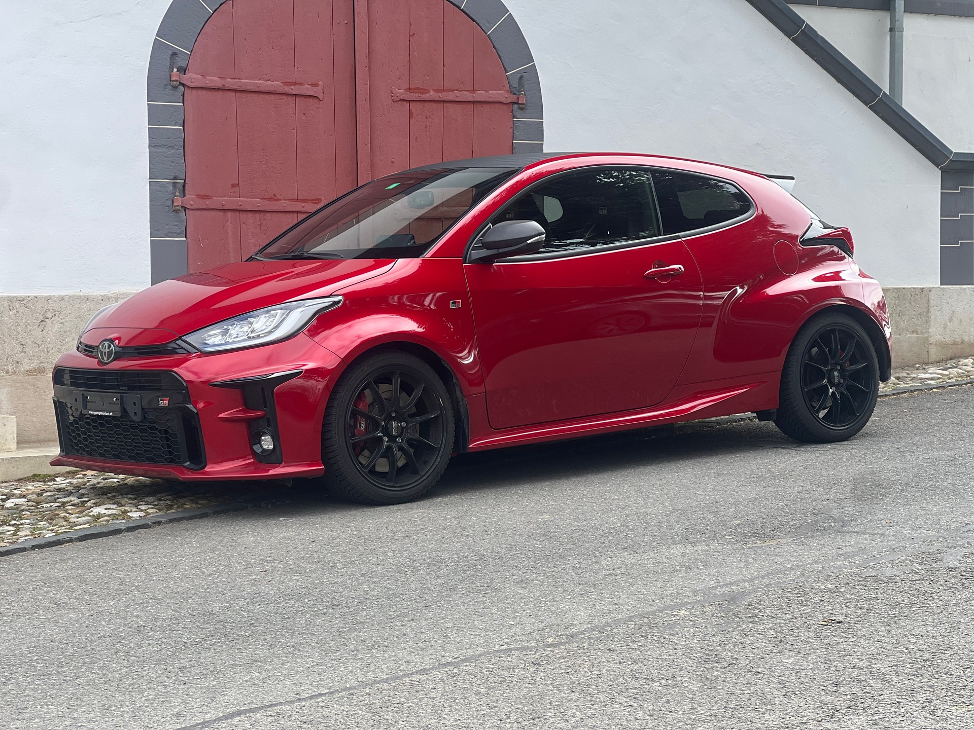 TOYOTA Yaris 1.6 GR Sport-image-0