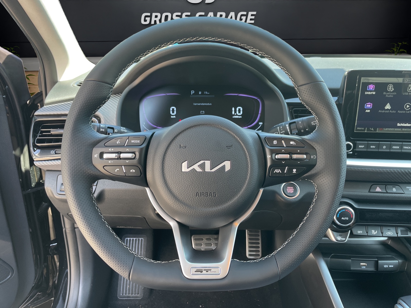 KIA Stonic 1.0T-GDI GT-Li DCT-image-13