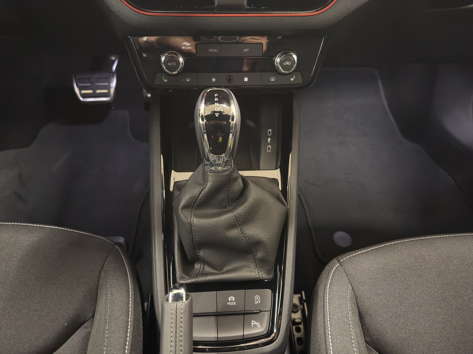 SKODA Scala 1.0 TSI Dynamic DSG-image-11