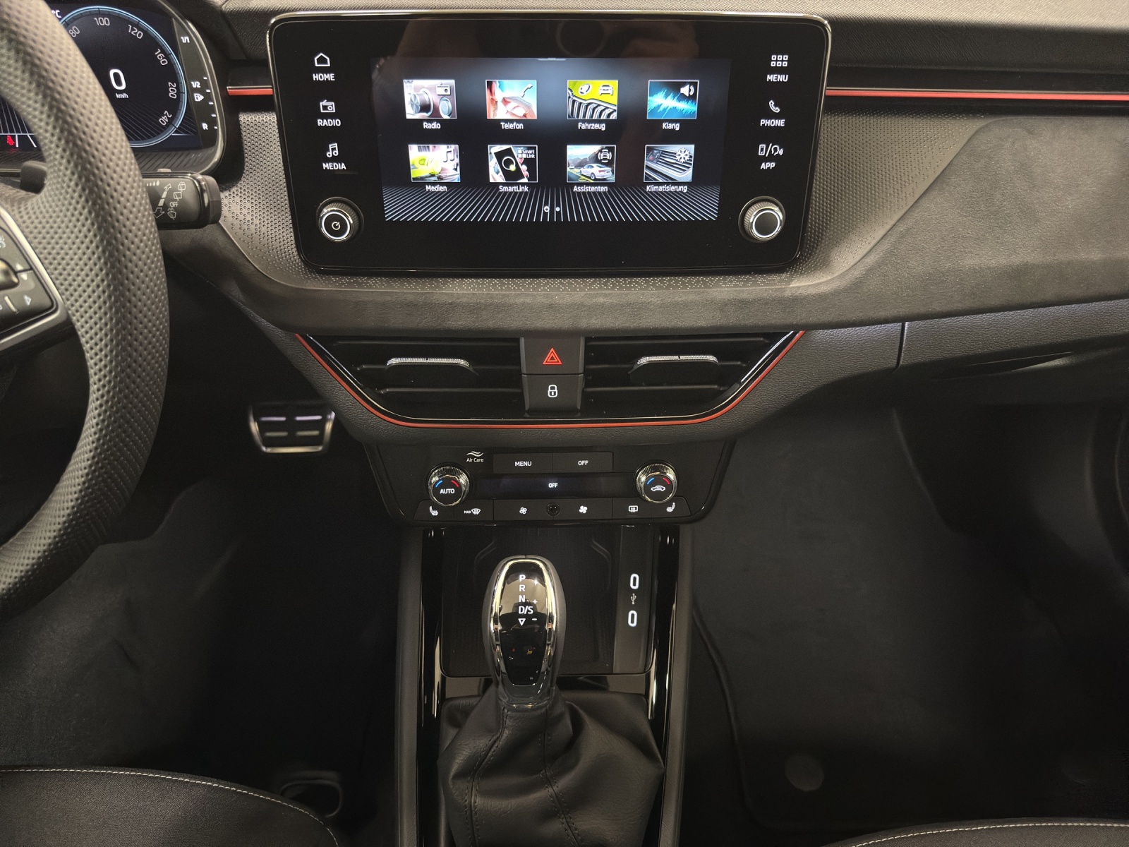 SKODA Scala 1.0 TSI Dynamic DSG-image-9