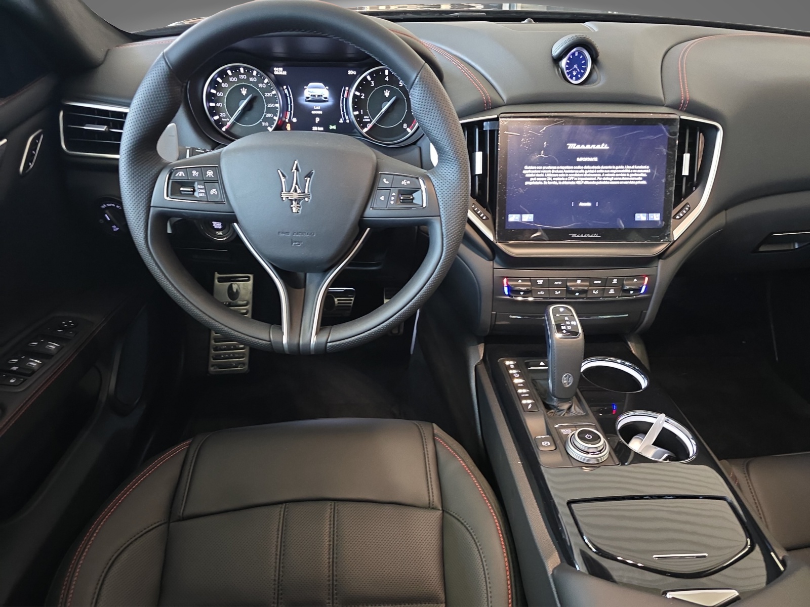 MASERATI Ghibli S Q4 3.0 Modena ULTIMA - FINAL EDITION - 1.99% Leasing-image-5