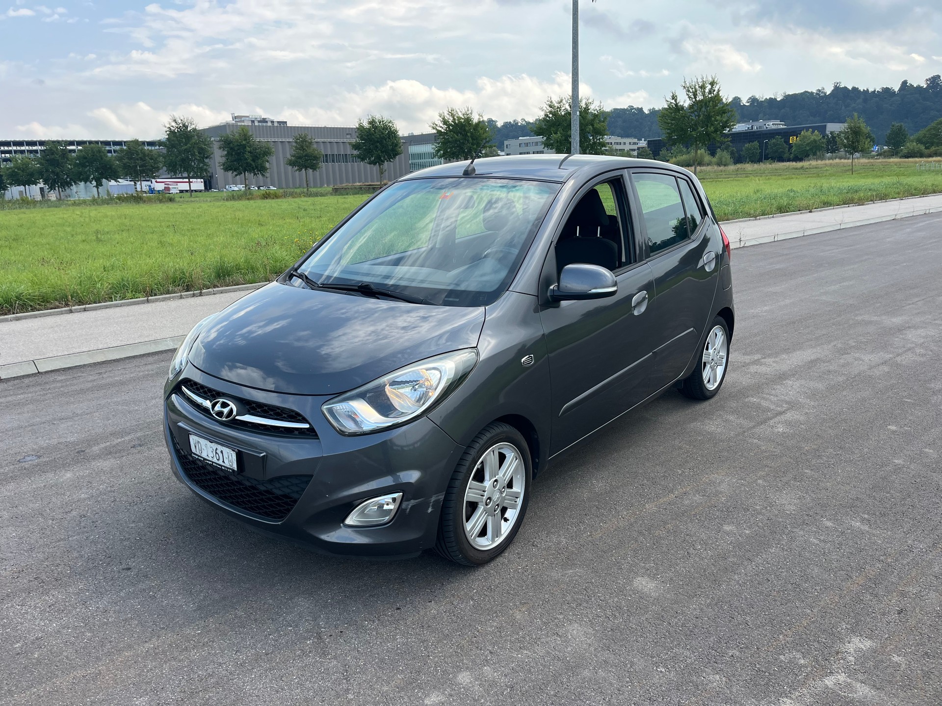 HYUNDAI i10 1.2 Style-image-2