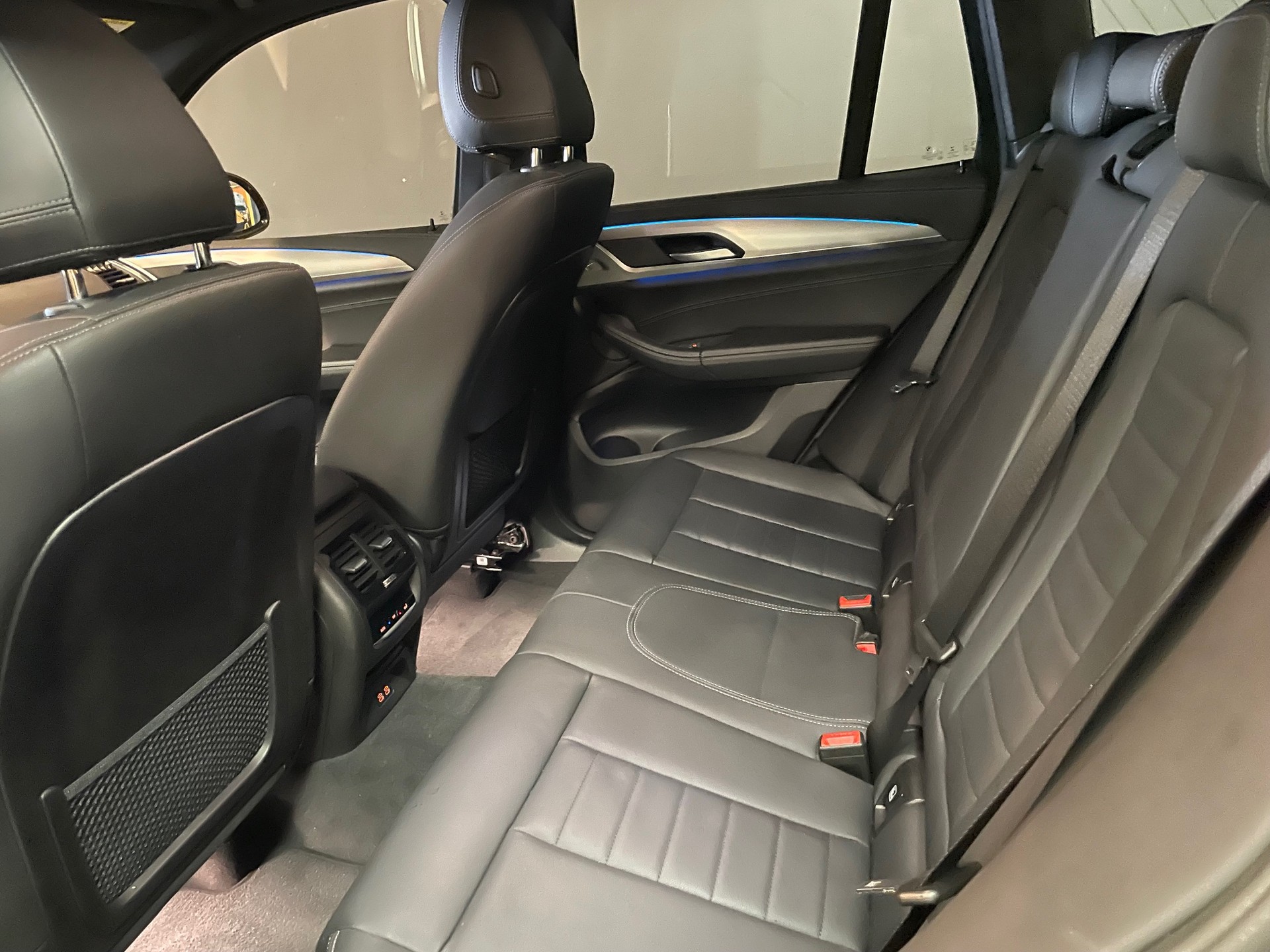 BMW X3 xDrive 30e Luxury Line Steptronic-image-6