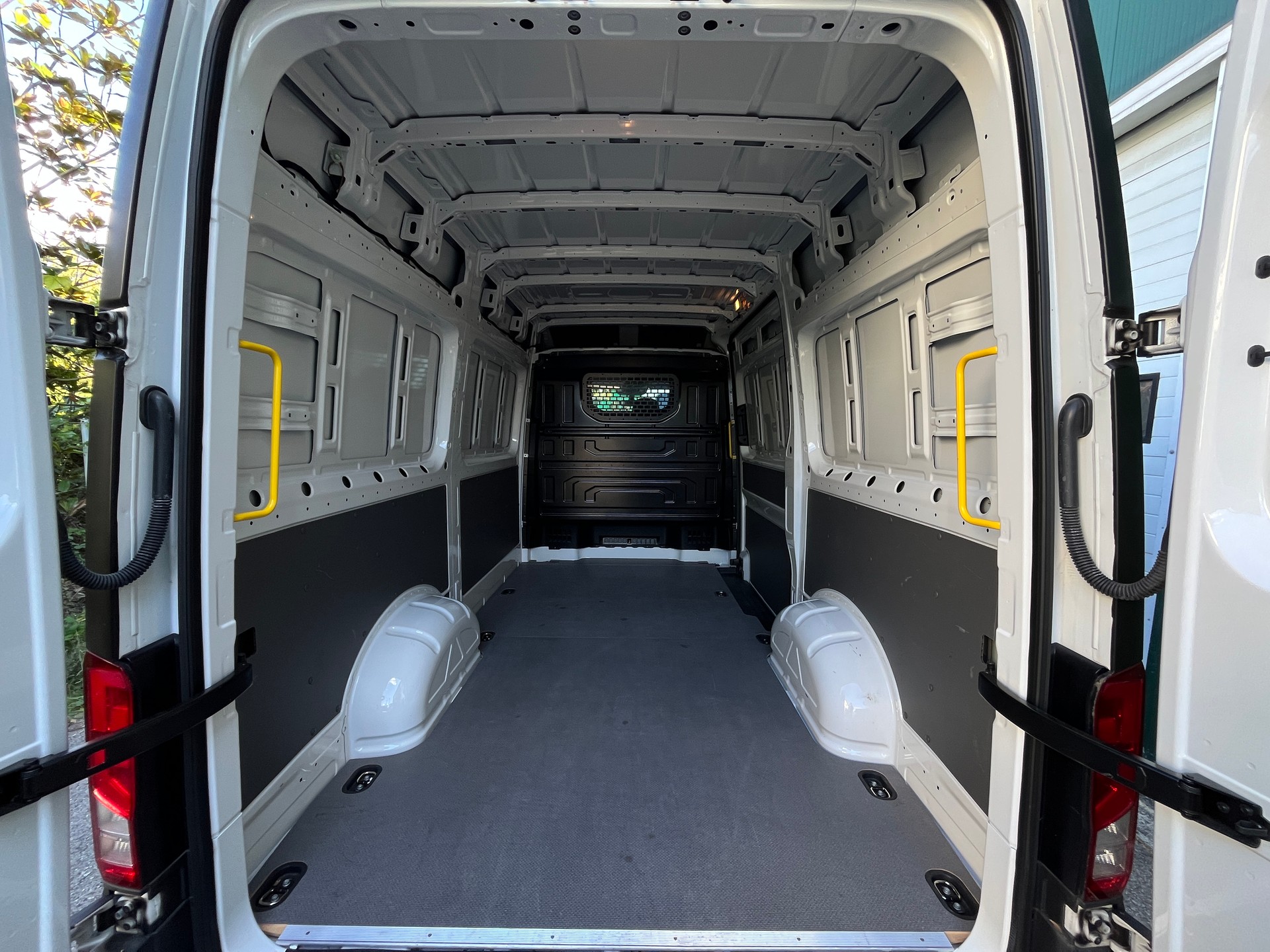 VW Crafter 35 2.0 BiTDI Entry L3-image-13