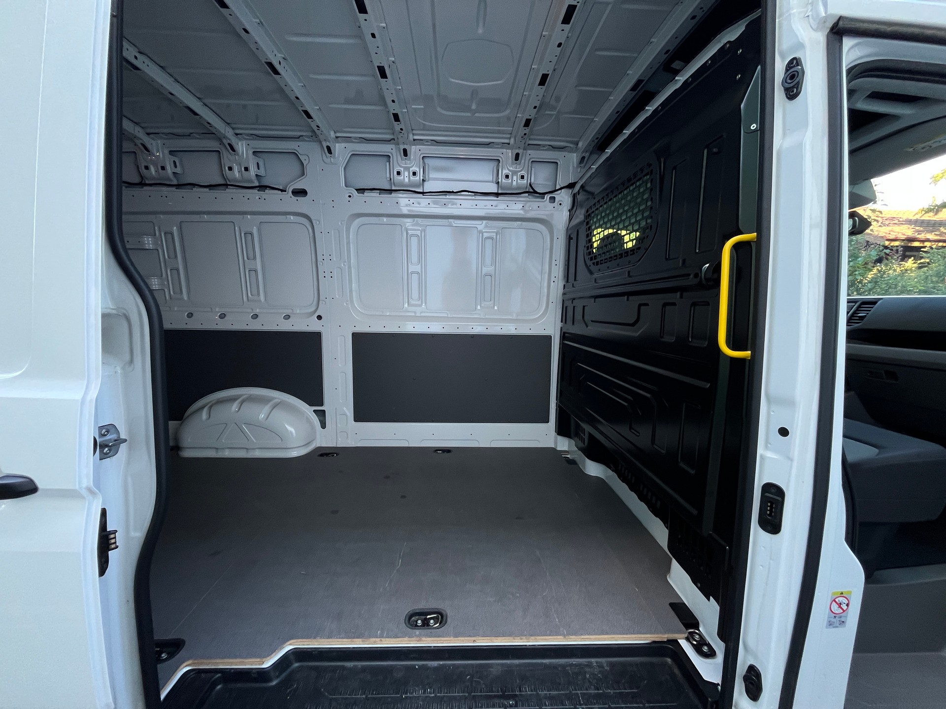VW Crafter 35 2.0 BiTDI Entry L3-image-11