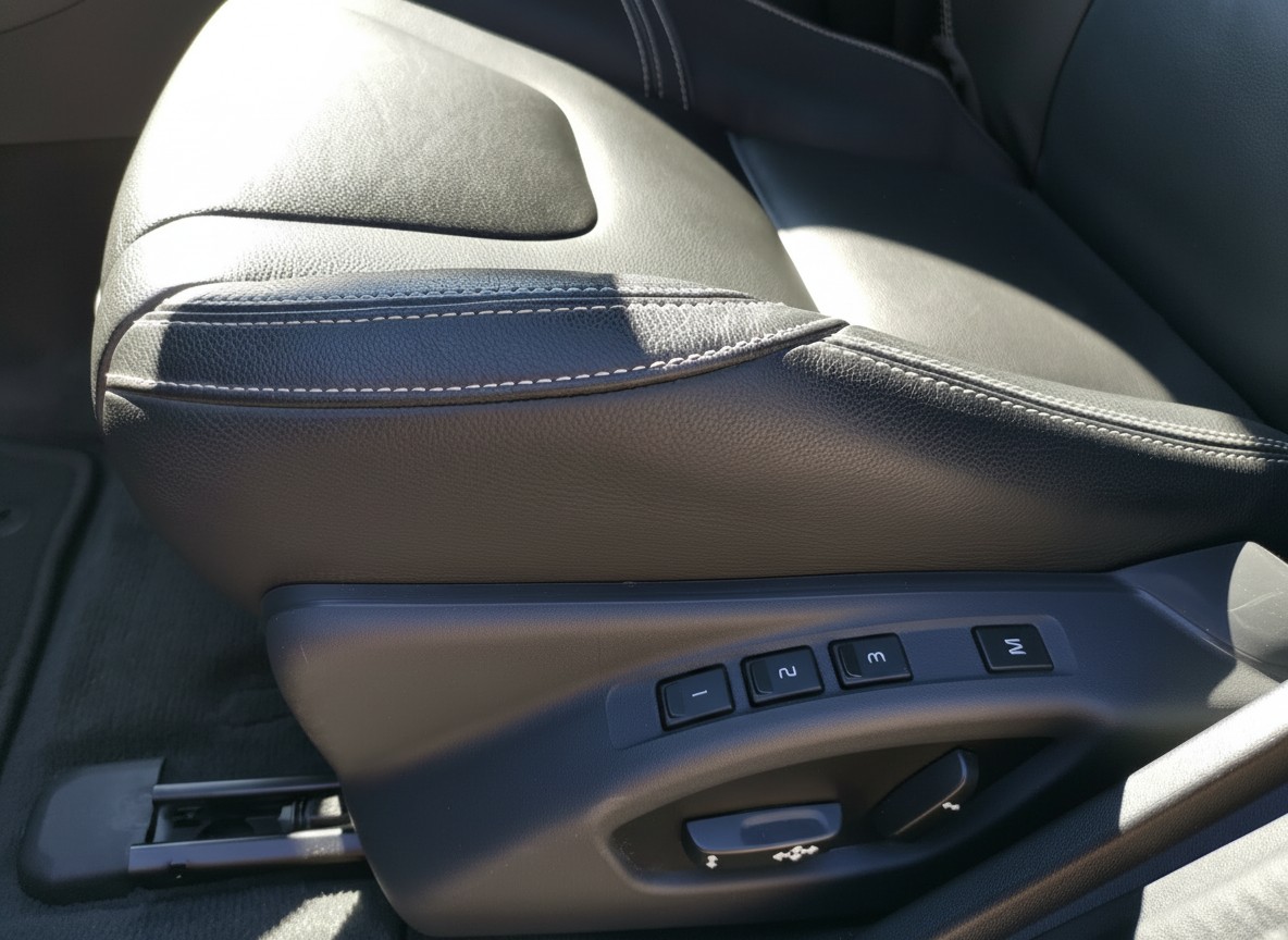 VOLVO V60 D6 AWD Plug-in Hybrid Geartronic-image-10