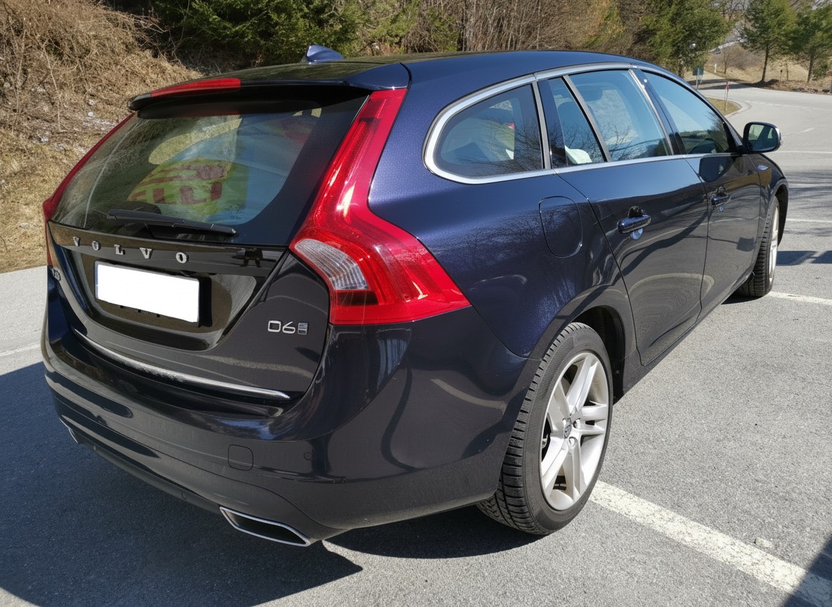 VOLVO V60 D6 AWD Plug-in Hybrid Geartronic-image-6