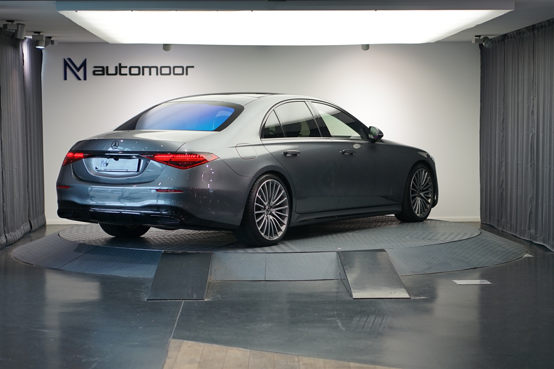 MERCEDES-BENZ S 350 d 4Matic AMG Line 9G-Tronic *CH-Fahrzeug* *Panorama* *Burmester* *MBUX*-image-5