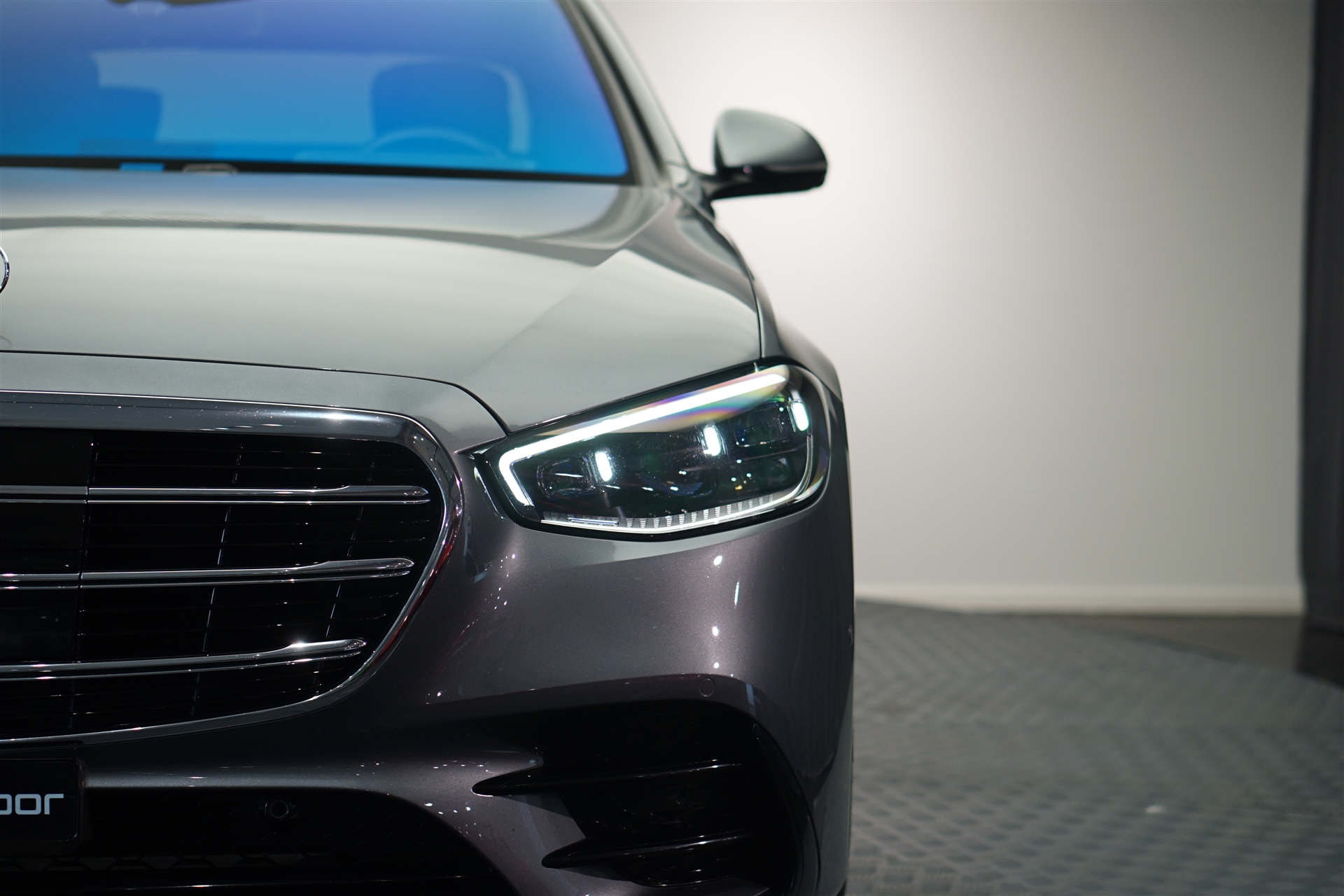 MERCEDES-BENZ S 350 d 4Matic AMG Line 9G-Tronic *CH-Fahrzeug* *Panorama* *Burmester* *MBUX*-image-9