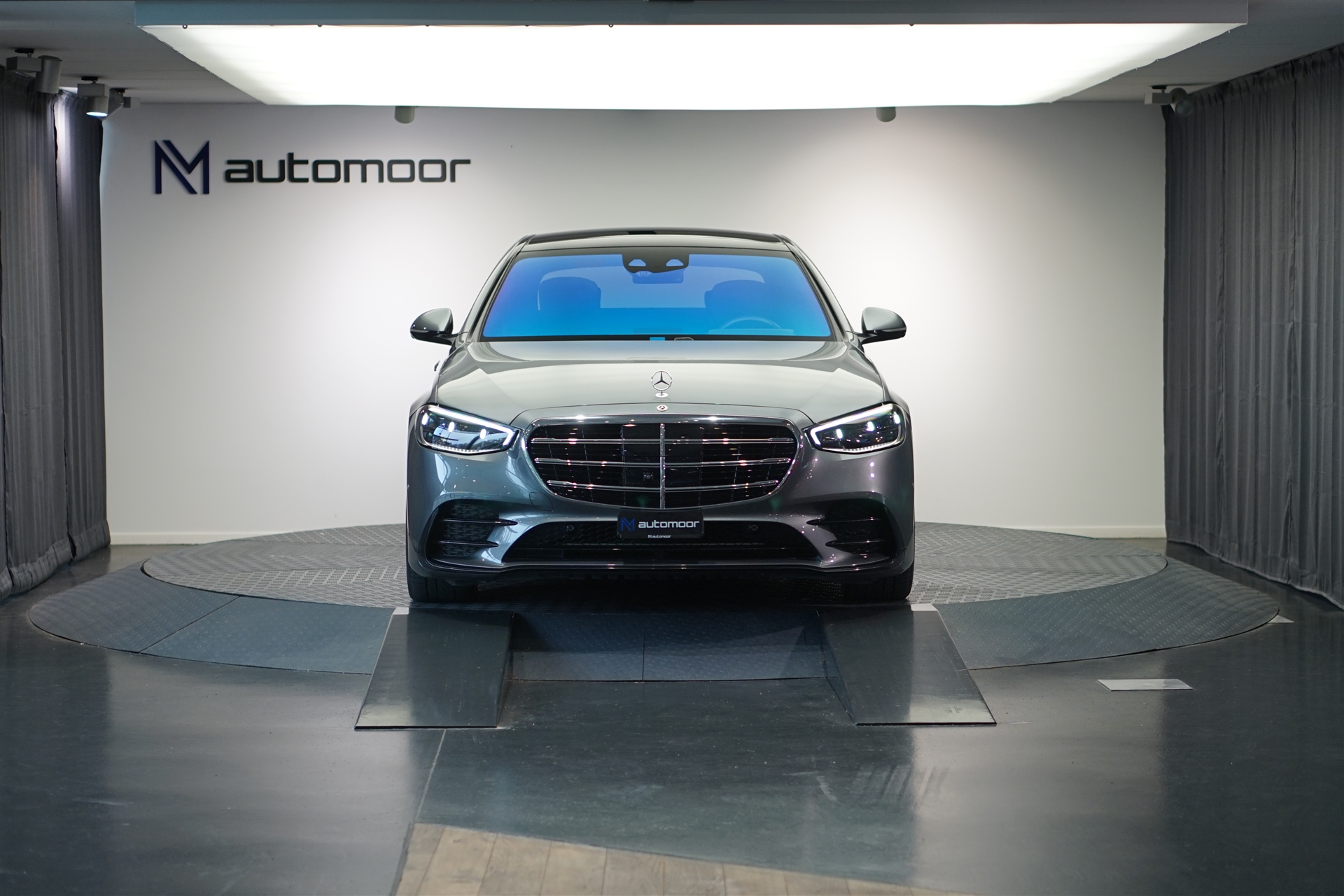 MERCEDES-BENZ S 350 d 4Matic AMG Line 9G-Tronic *CH-Fahrzeug* *Panorama* *Burmester* *MBUX*-showroom-element-1