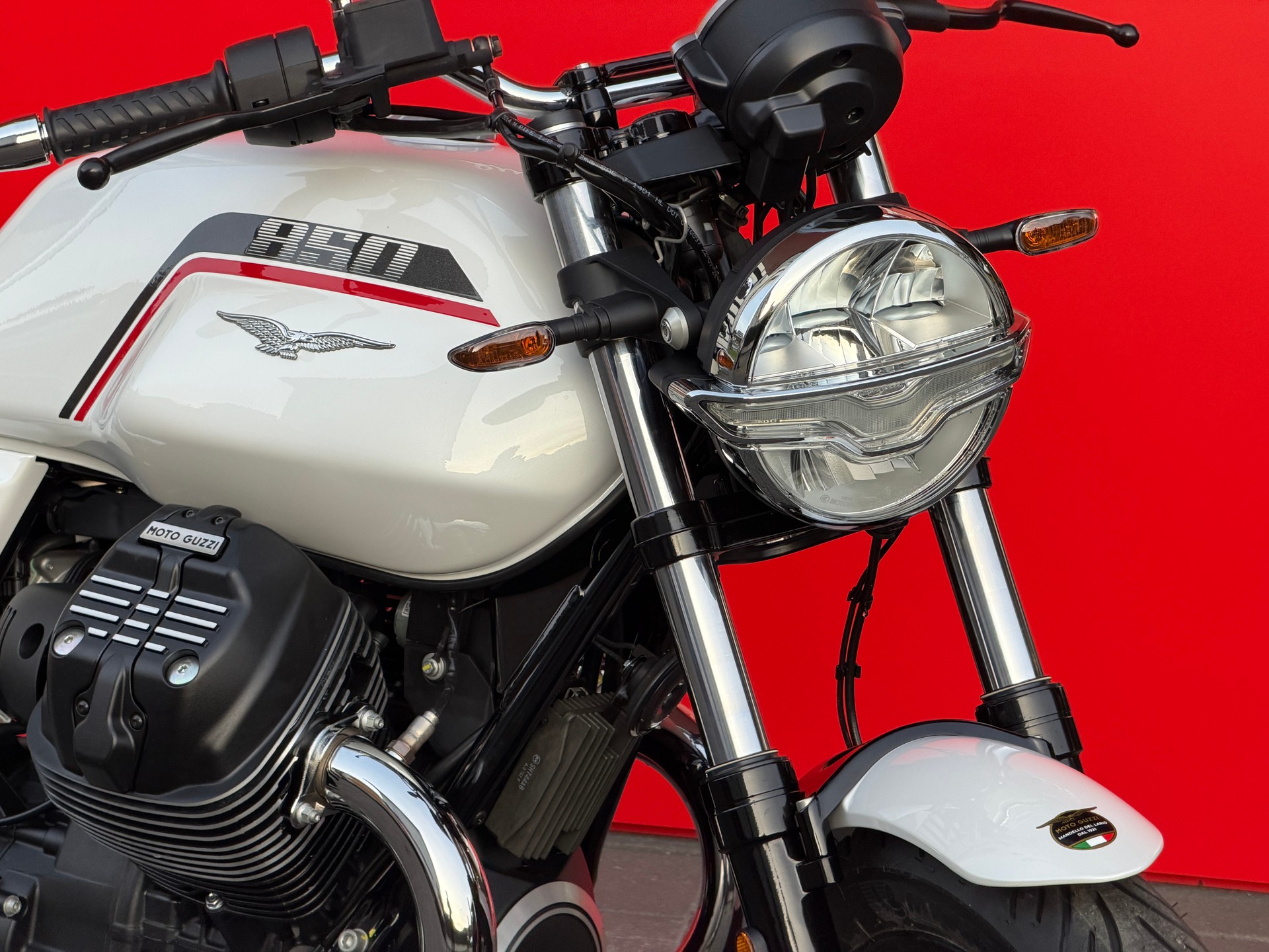 MOTO GUZZI V7 IV 850 Special E5+ (35kW)-image-11