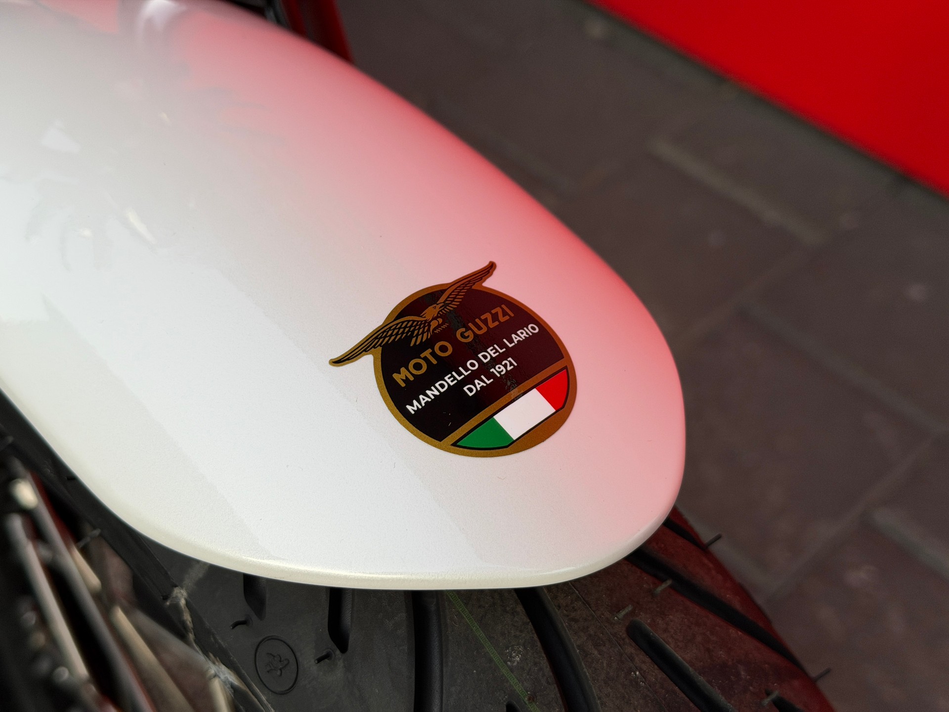 MOTO GUZZI V7 IV 850 Special E5+ (35kW)-image-6