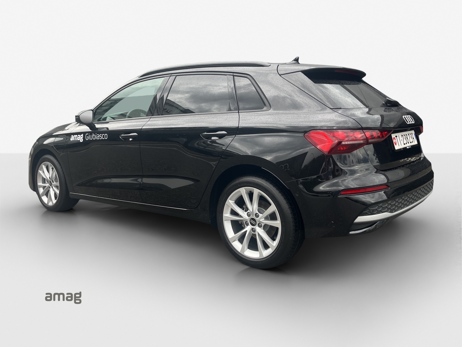 AUDI A3 Sportback TFSI e 150 kW advanced S tronic-image-2