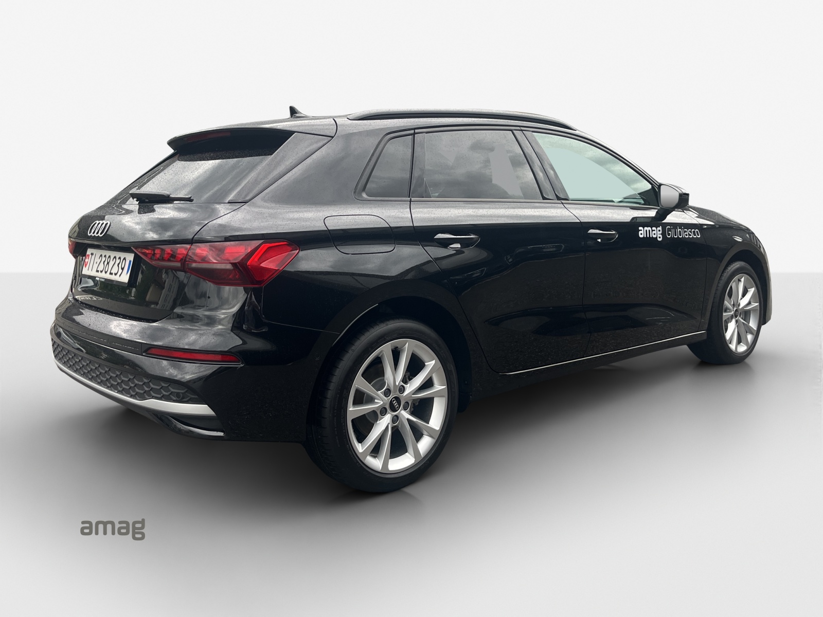 AUDI A3 Sportback TFSI e 150 kW advanced S tronic-image-4