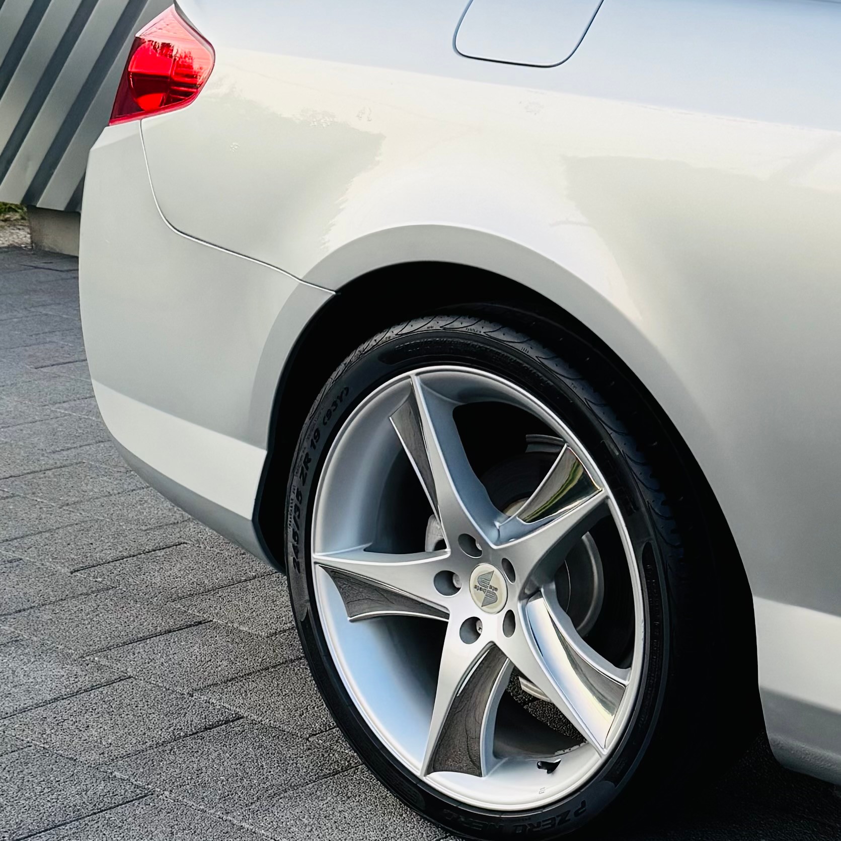PEUGEOT 407 Coupé 3.0 Pack-image-5