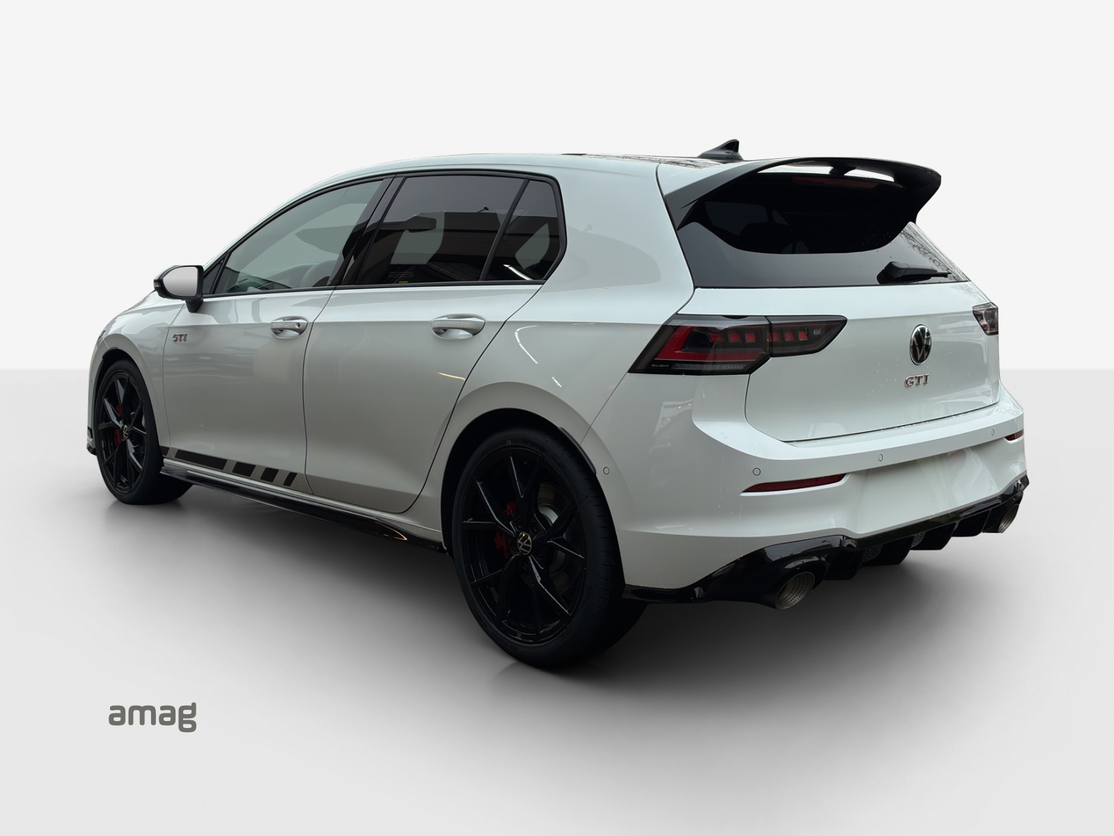 VW Golf 2.0 TSI GTI Clubsport DSG-image-2