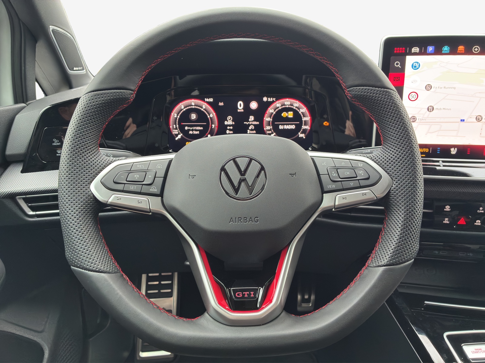 VW Golf 2.0 TSI GTI Clubsport DSG-image-9