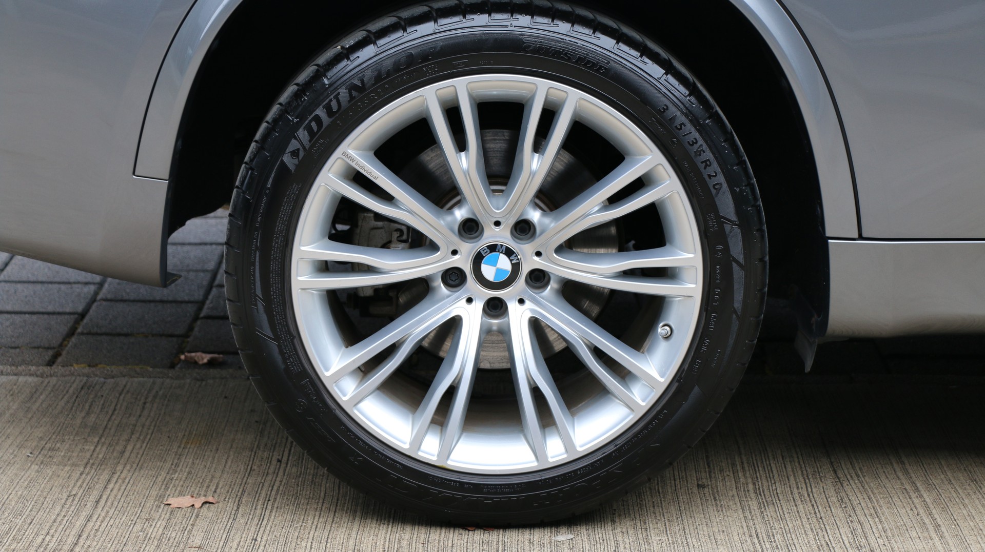 BMW X5 xDrive 50i-image-25