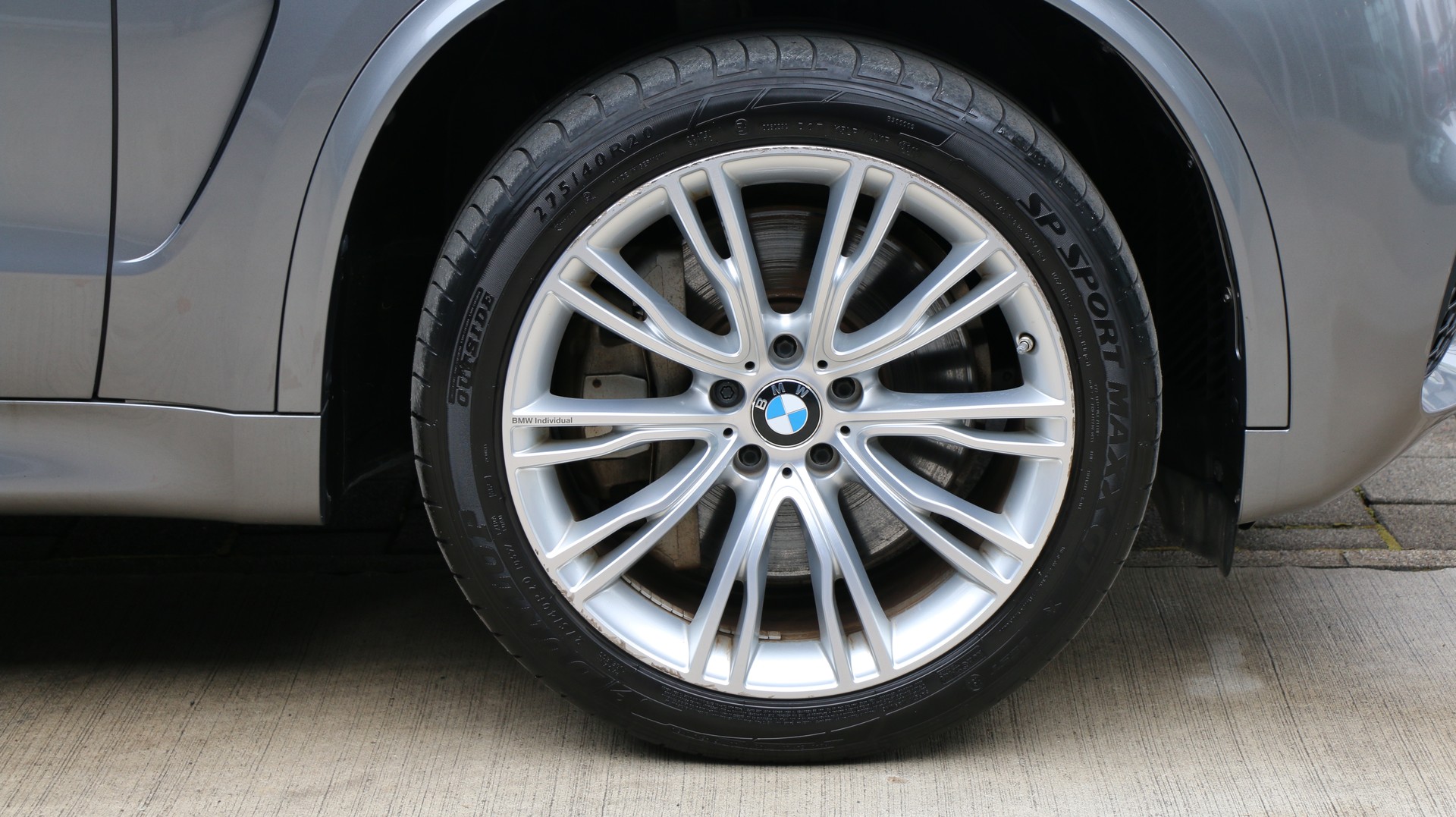 BMW X5 xDrive 50i-image-24