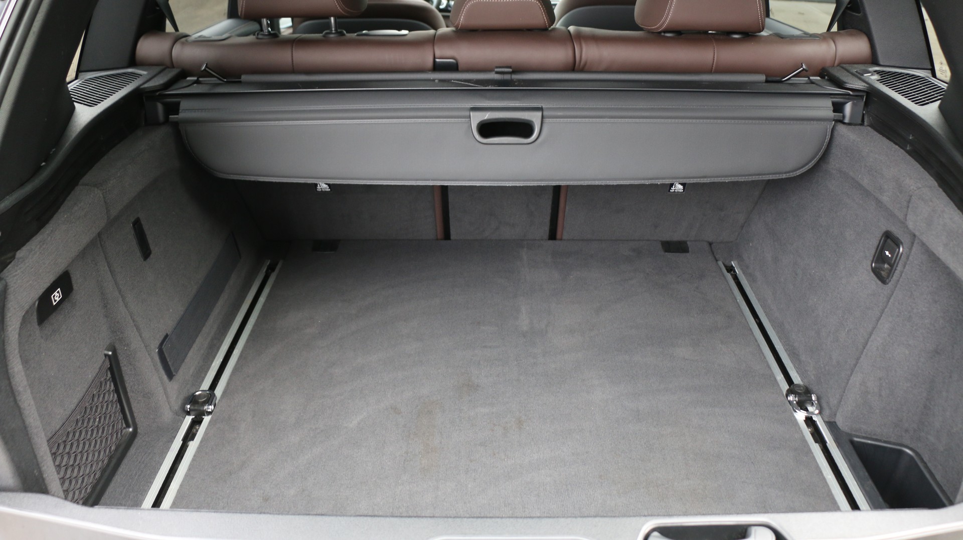 BMW X5 xDrive 50i-image-12