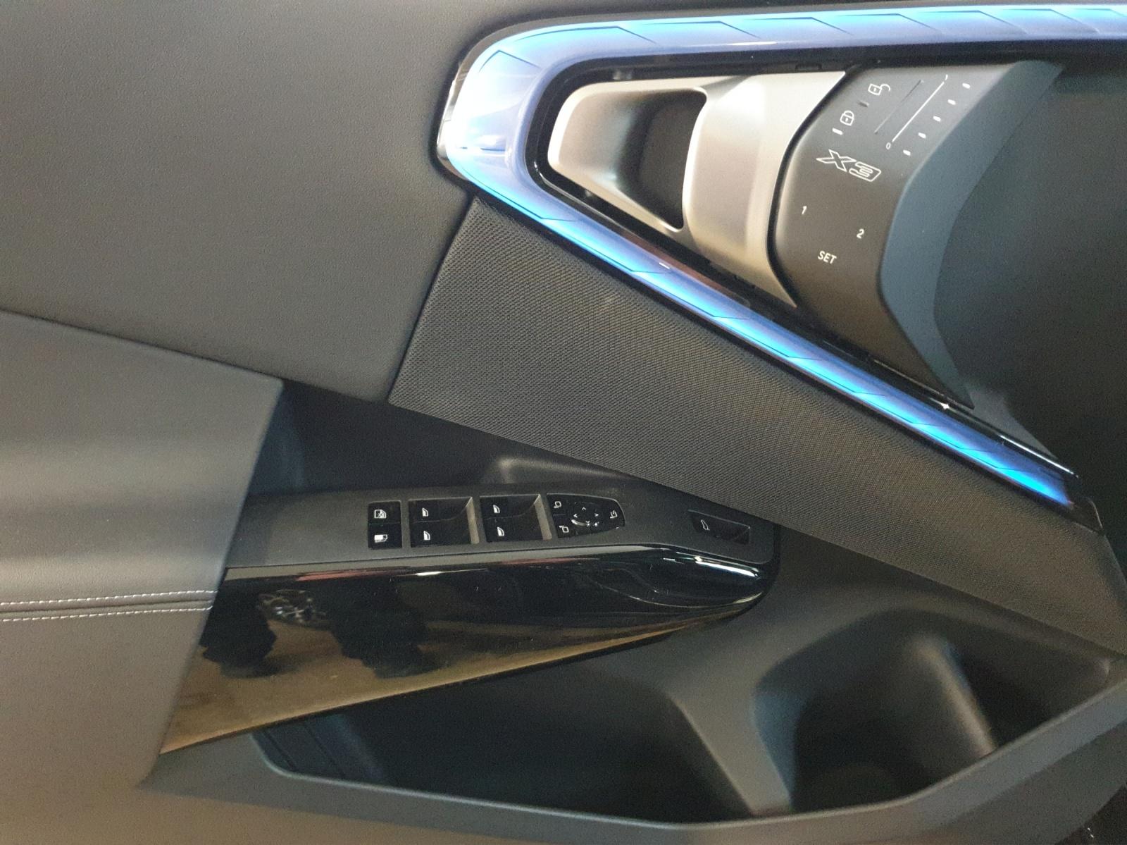 BMW X3 30e xDrive-image-9