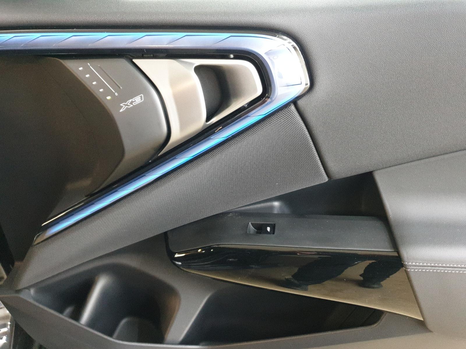 BMW X3 30e xDrive-image-15