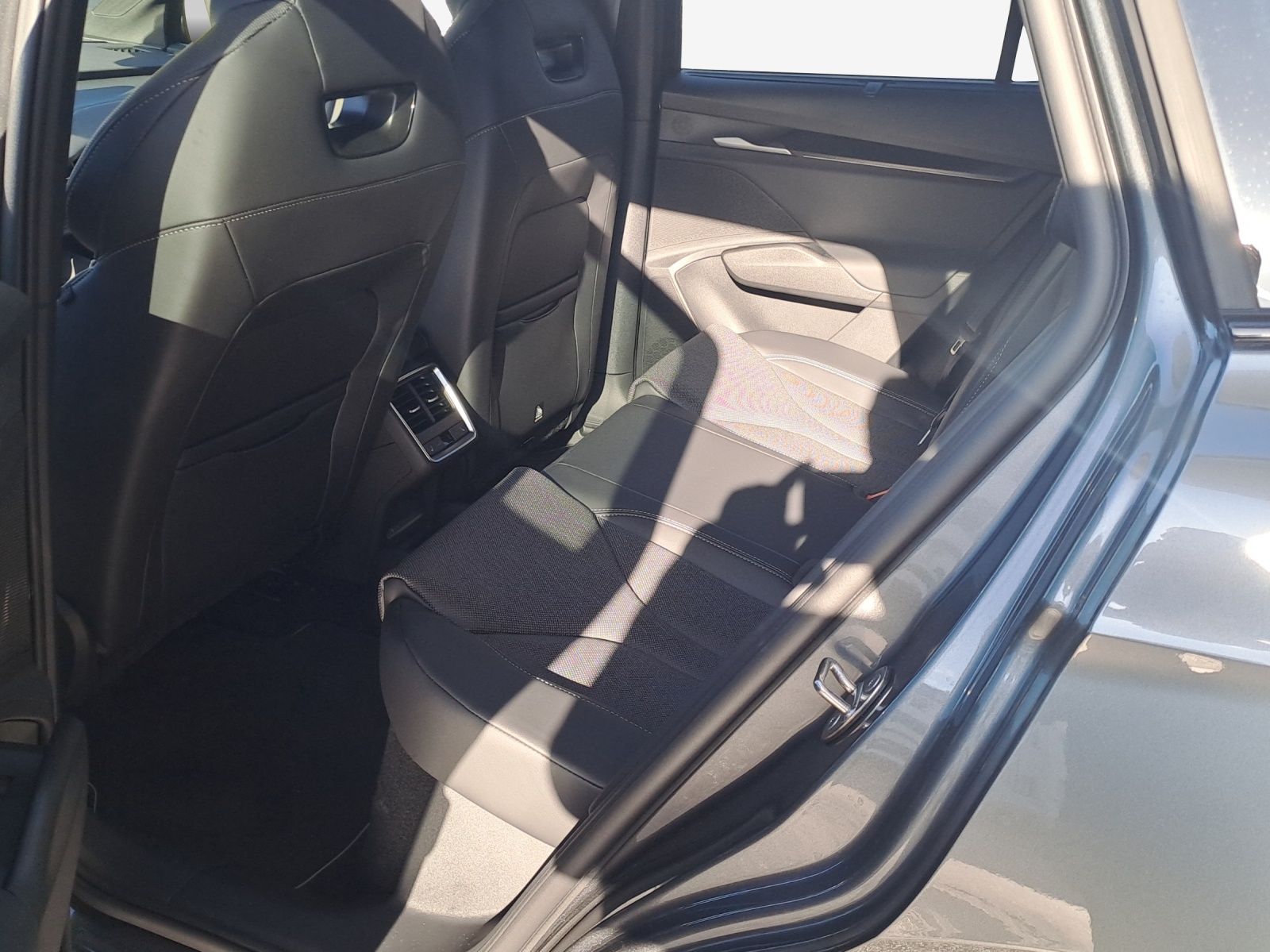 SKODA Enyaq 4x4 RS-image-11