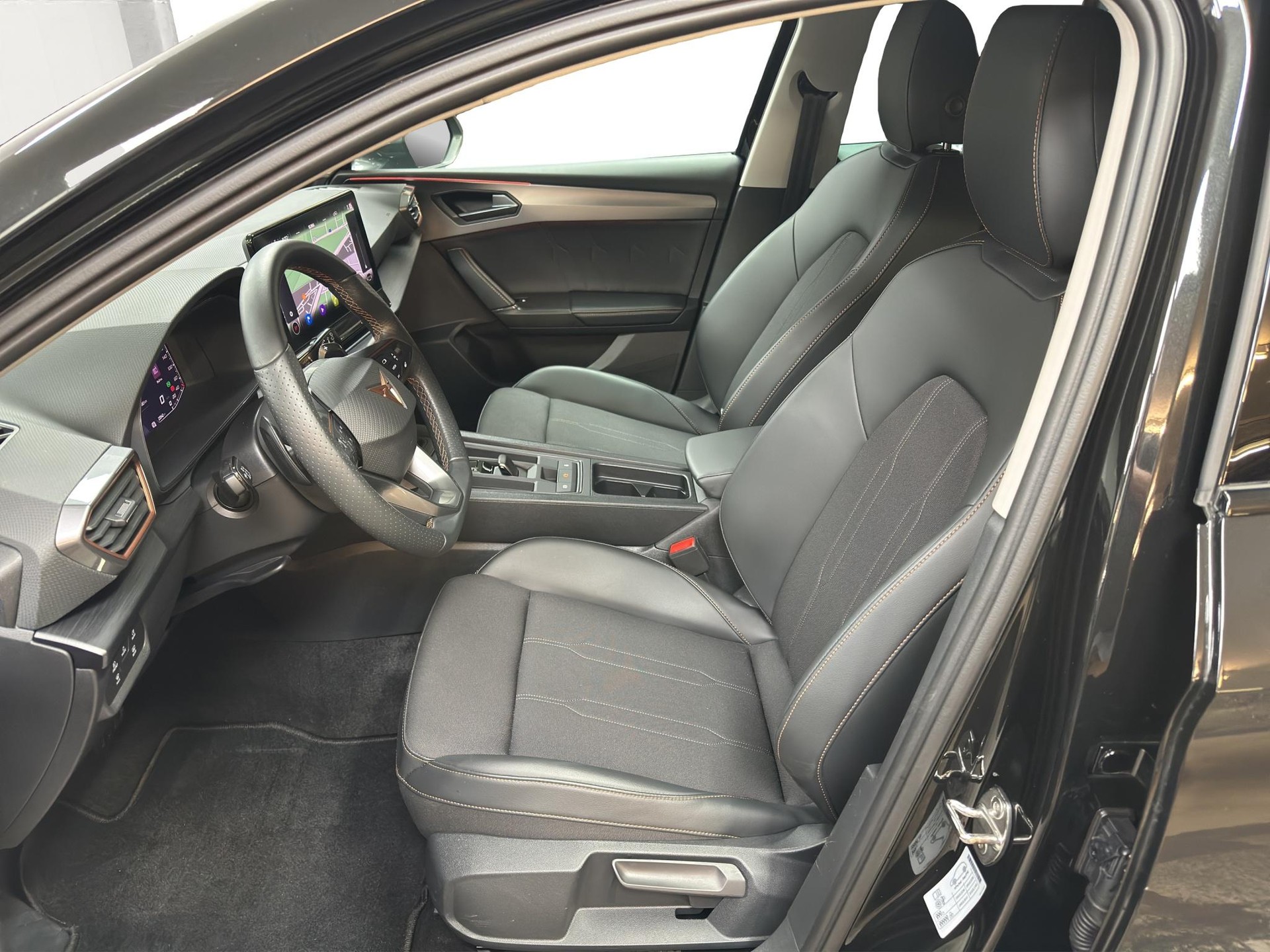 CUPRA Leon 1.5 eTSI DSG-image-7