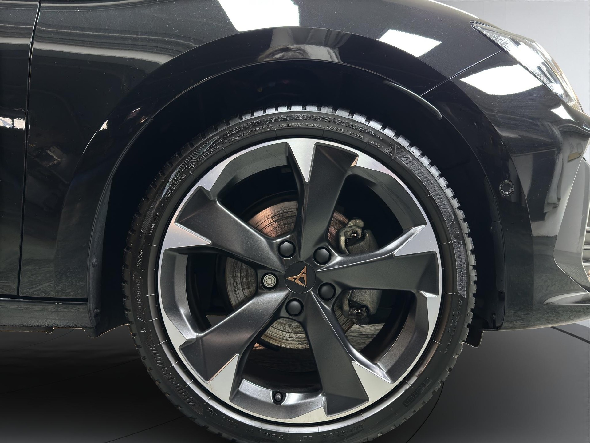 CUPRA Leon 1.5 eTSI DSG-image-14