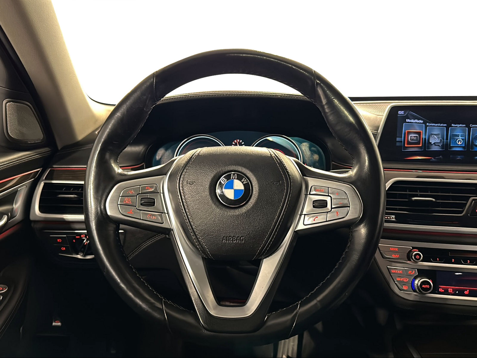 BMW 730Ld xDrive Steptronic-image-24