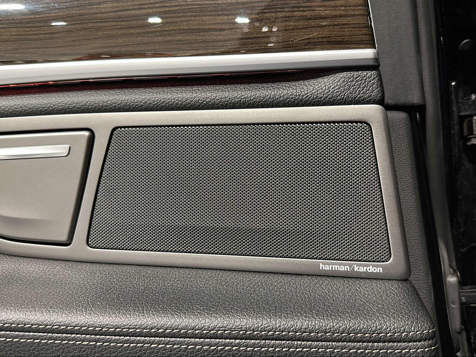 BMW 730Ld xDrive Steptronic-image-29