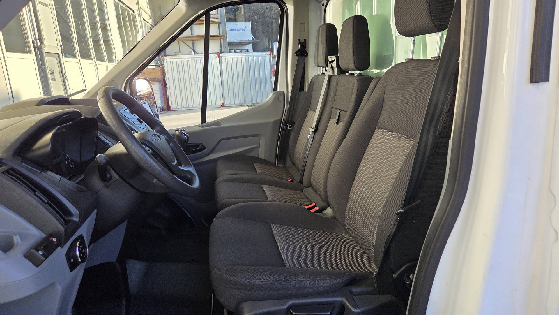 FORD Transit Kab.-Ch. 350 L2 2.0 TD-image-16