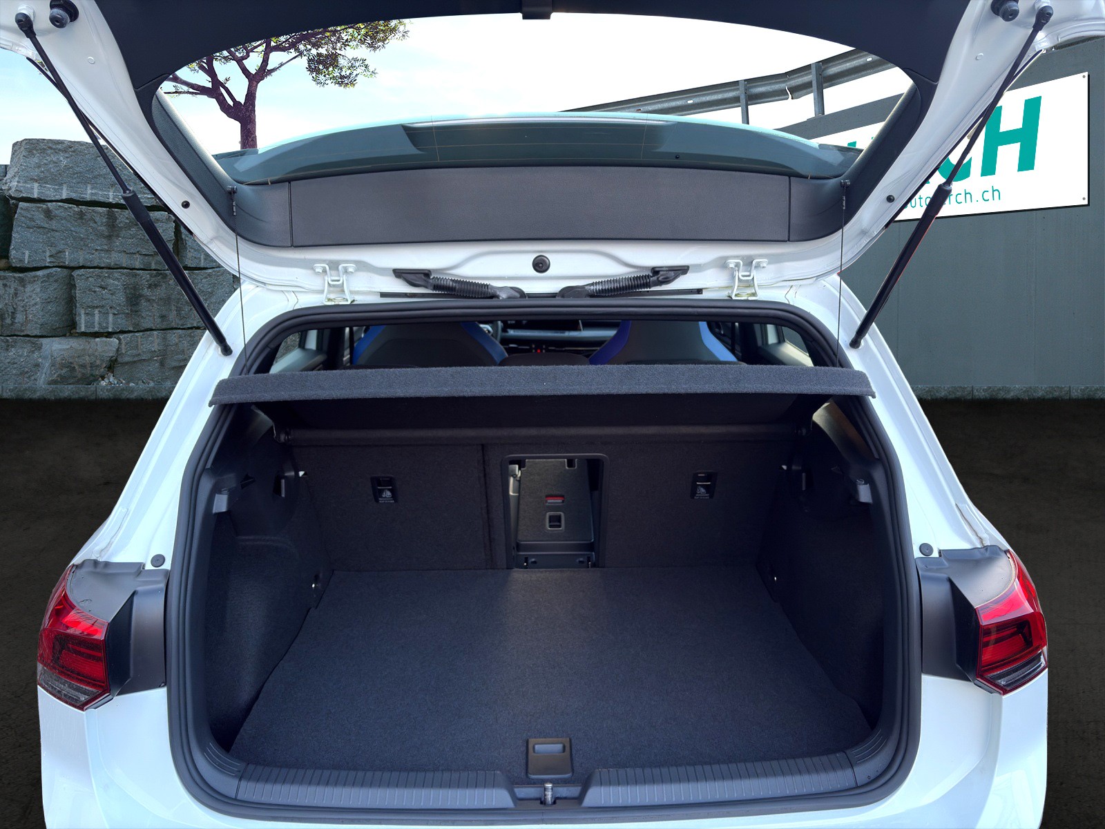 VW Golf 1.4 TSI PHEV GTE-image-5