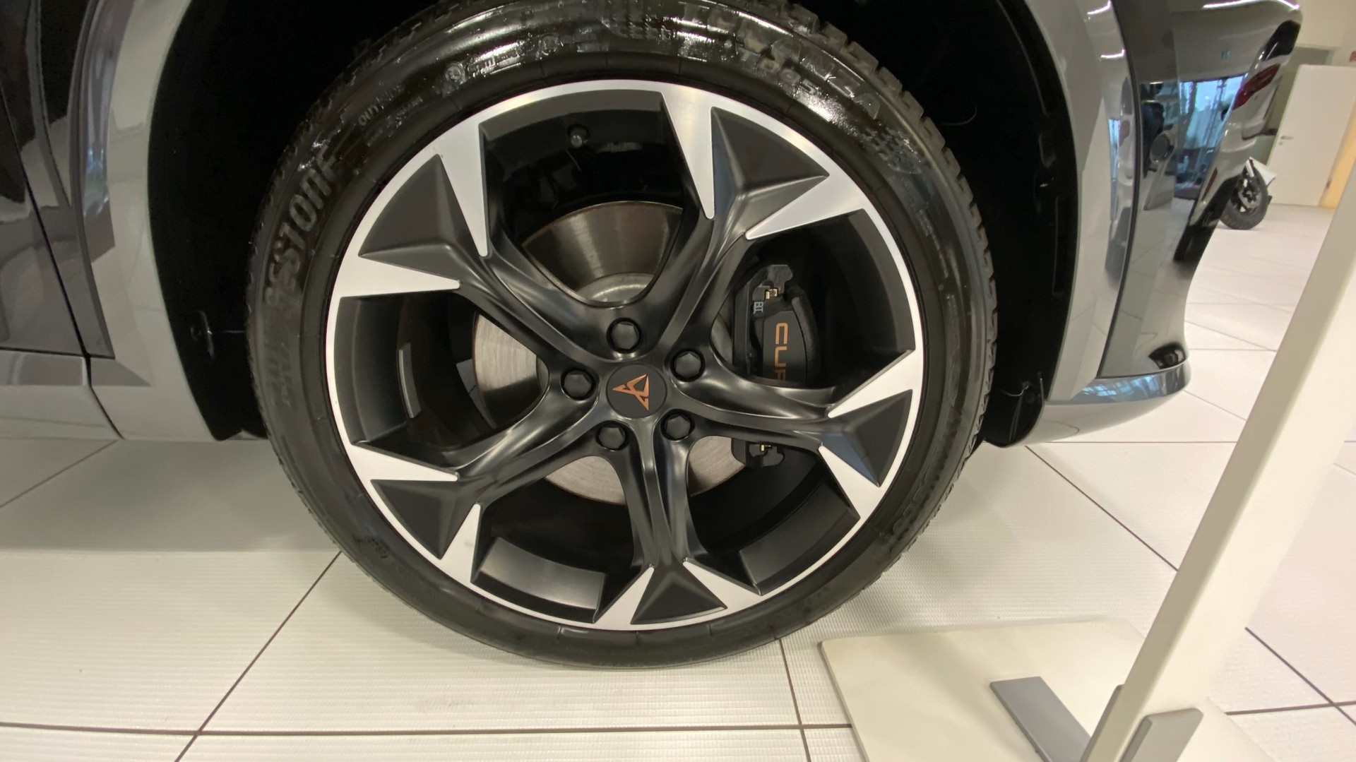 CUPRA Formentor 2.0TSI VZ 4Drive DSG-image-2