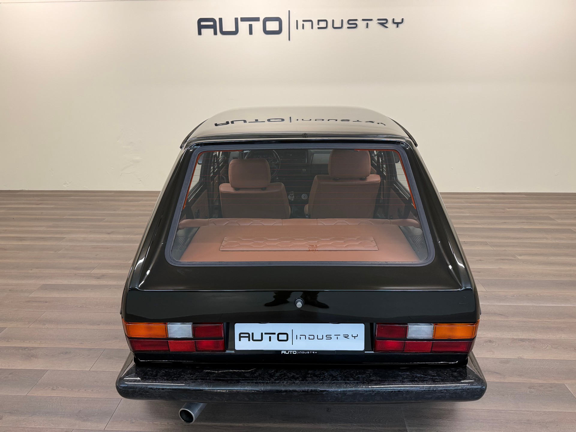 VW Golf 1500 GL (GLS)-image-9