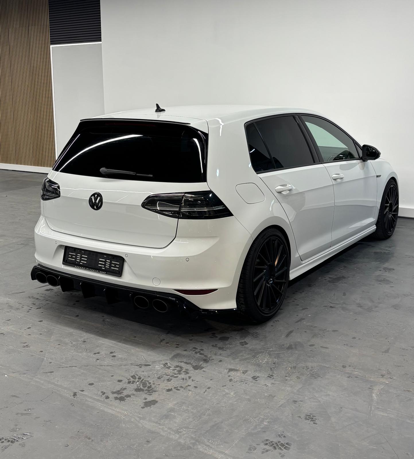 VW Golf 2.0 TSI R 4Motion DSG-image-4