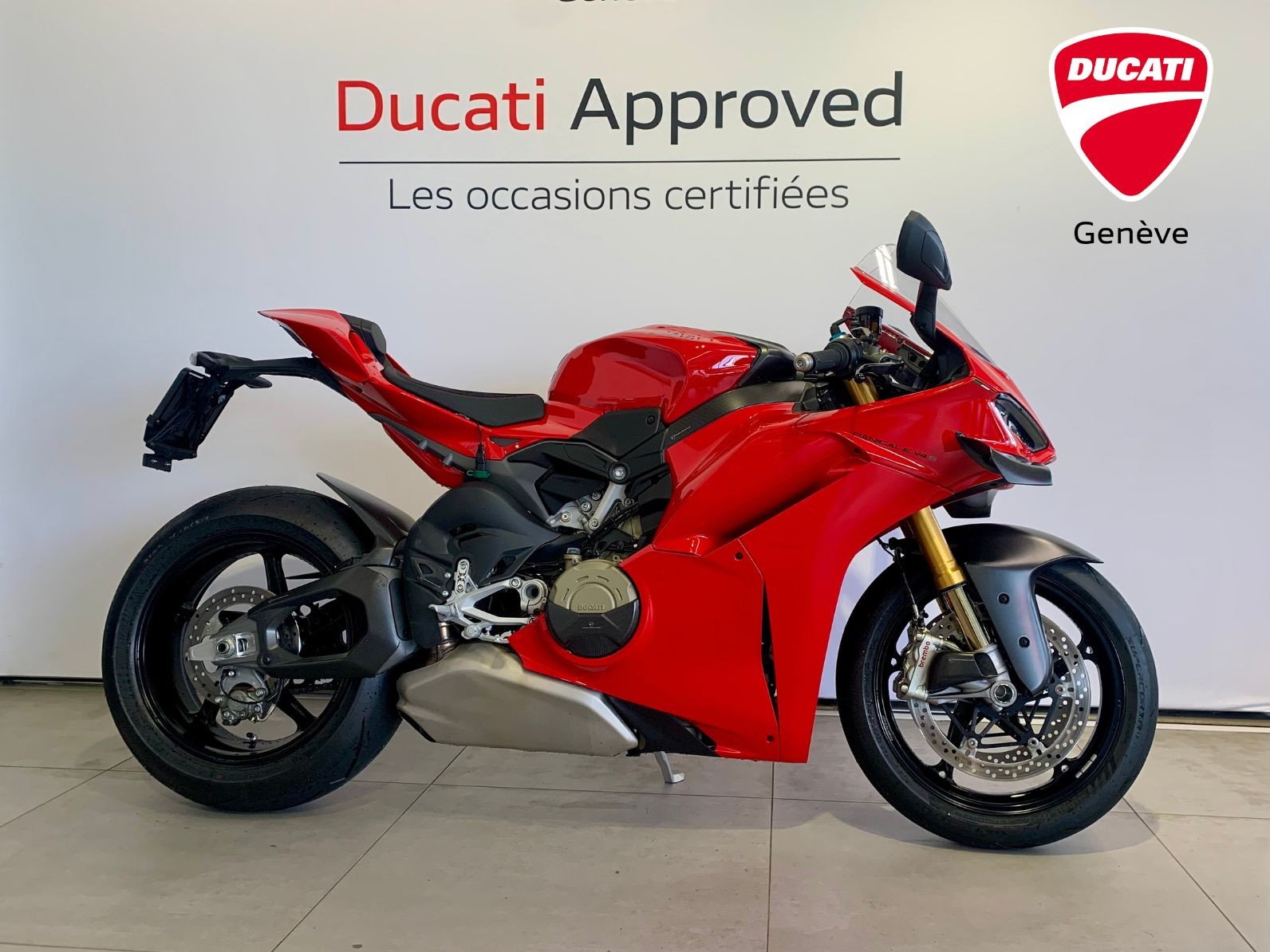 DUCATI Panigale V4 S