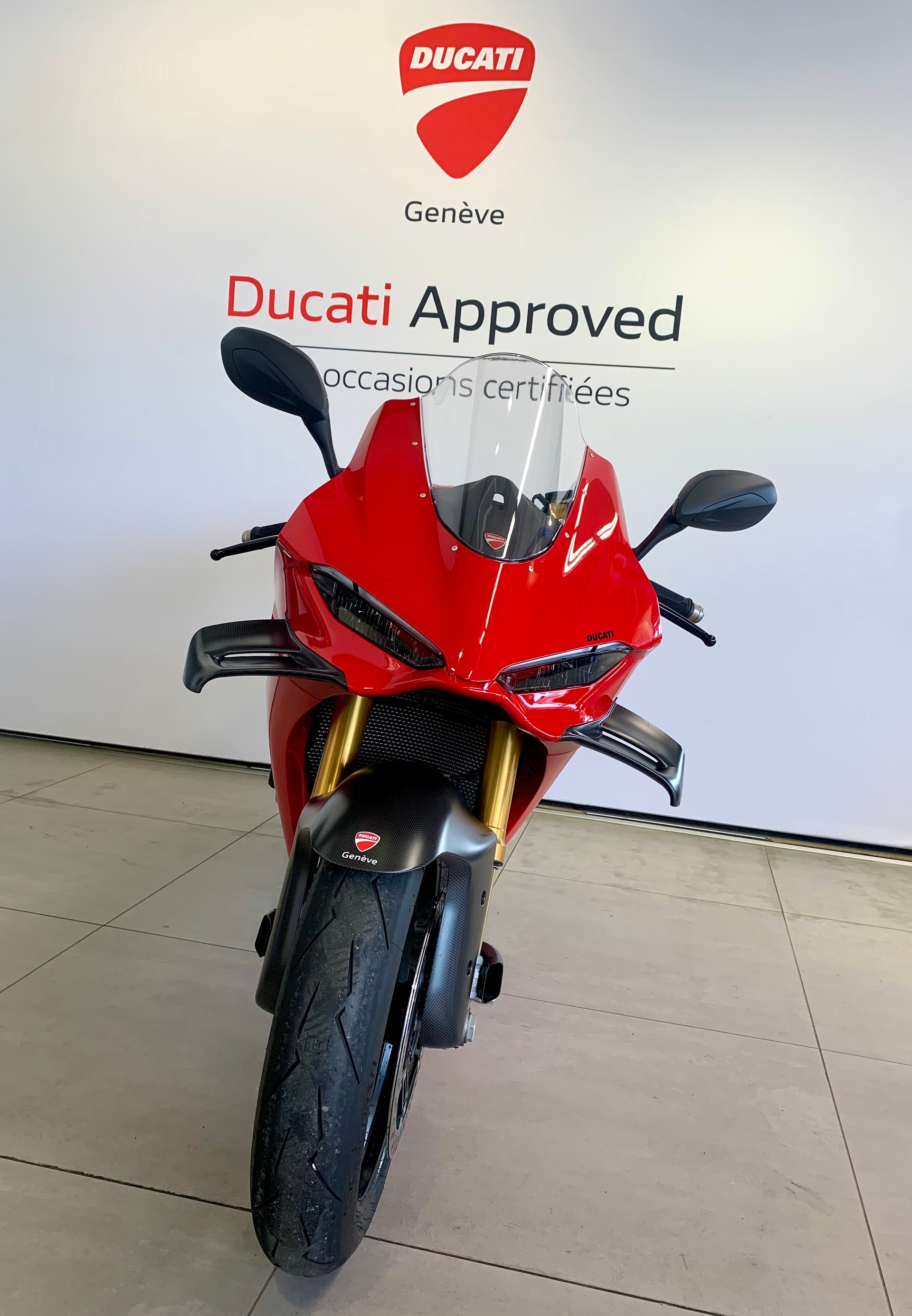 DUCATI Panigale V4 S-showroom-element-2