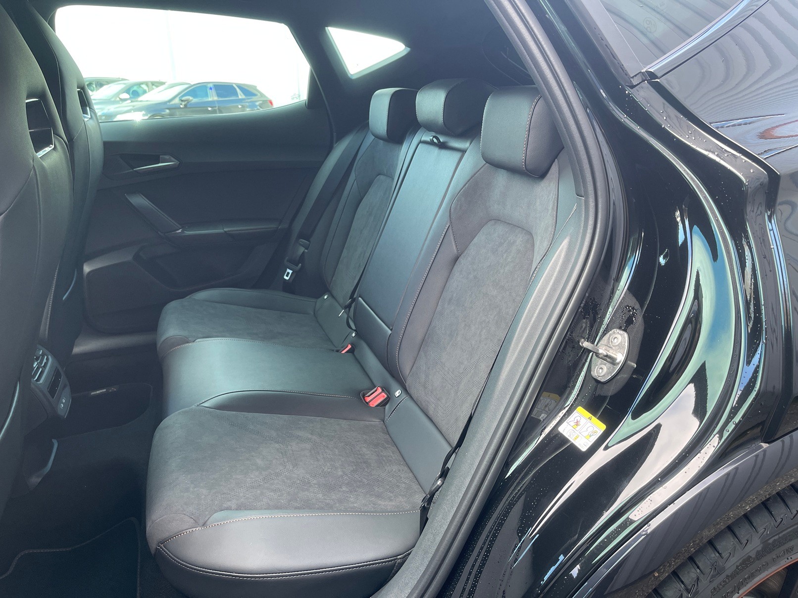 CUPRA Formentor 1.5 e-HYBRID pHEV Prime Edition VZ DSG-image-5
