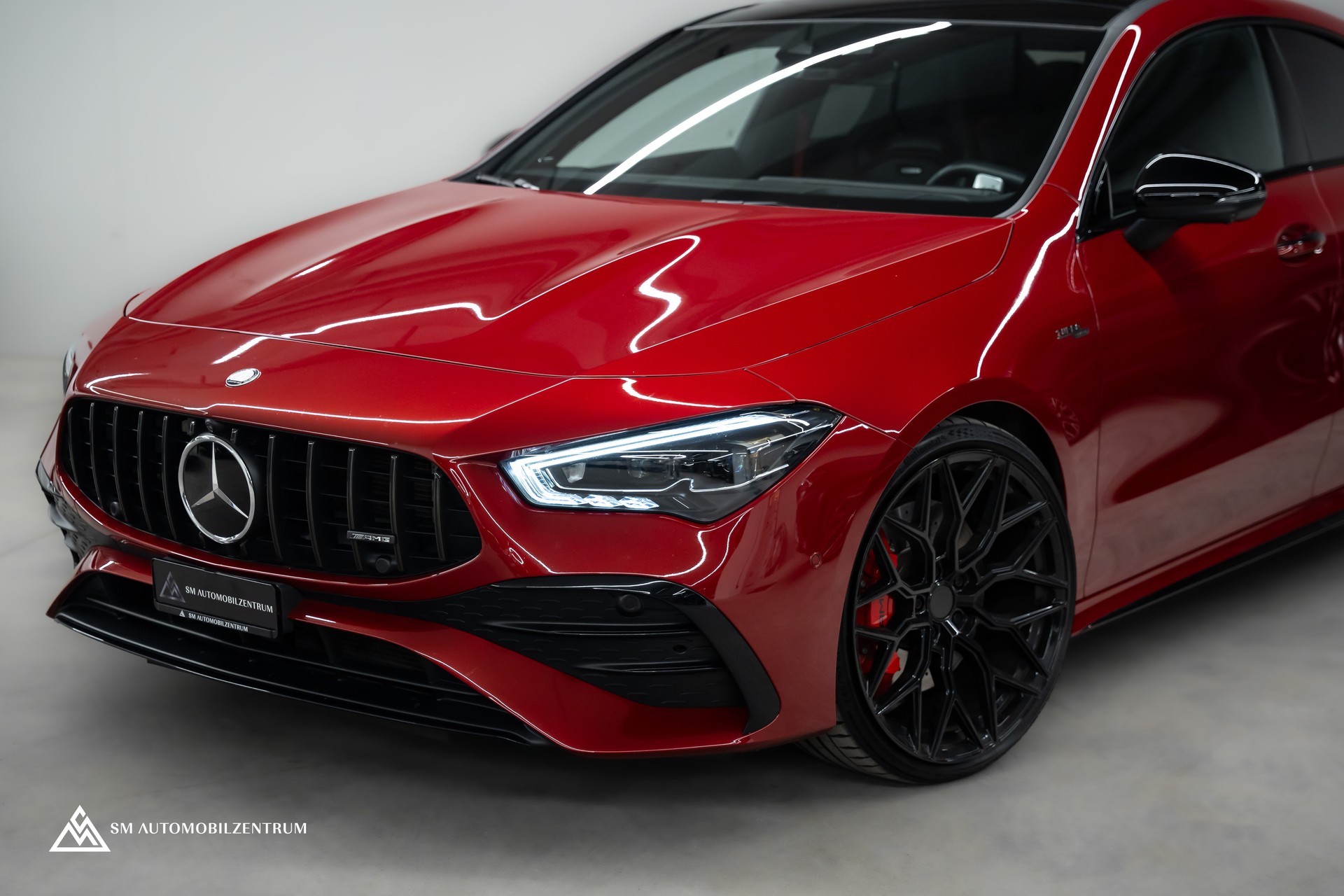 MERCEDES-BENZ CLA 35 AMG 4matic / Head-Up / 360° / Panorama-image-3