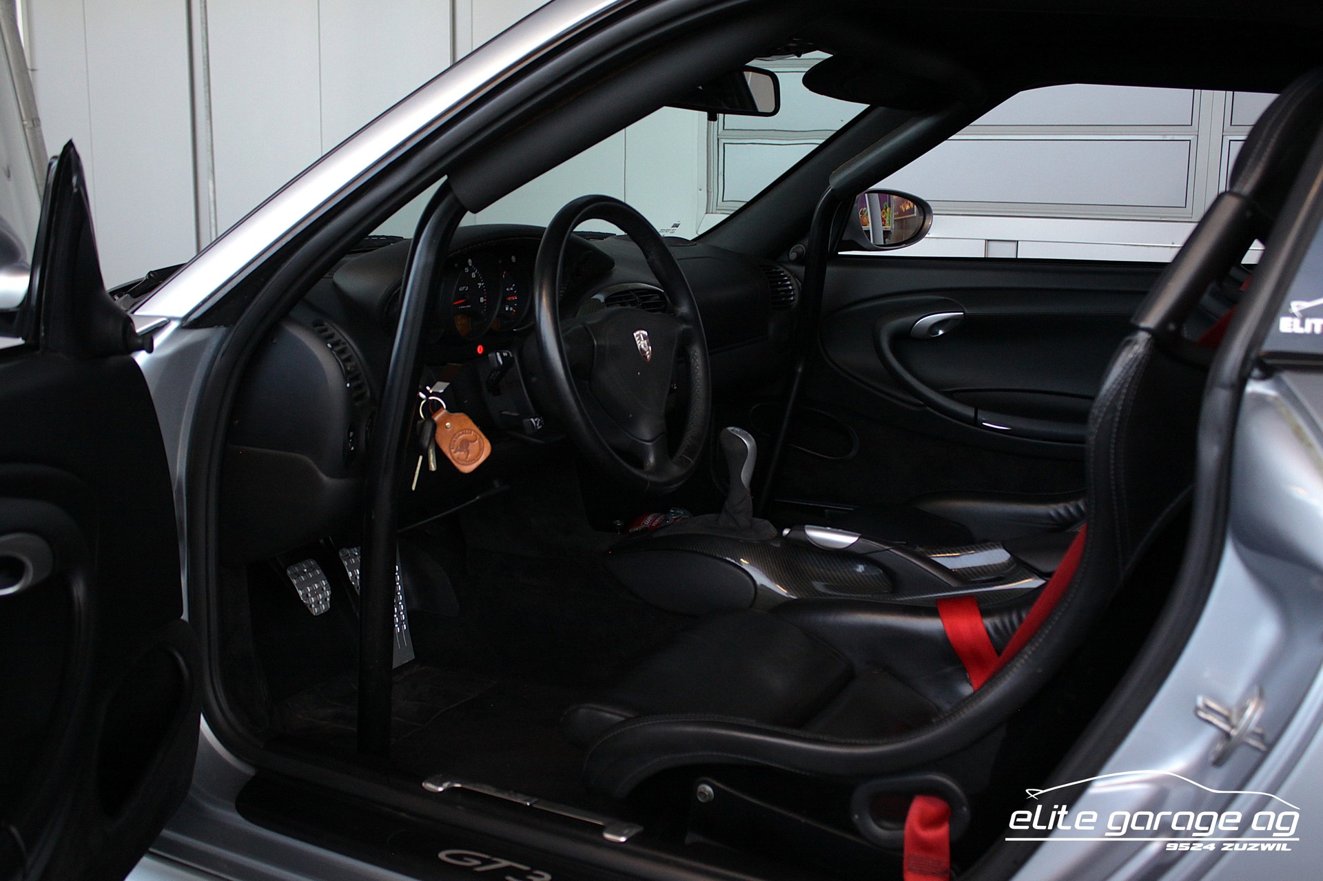 PORSCHE 911 GT3 Clubsport-image-13