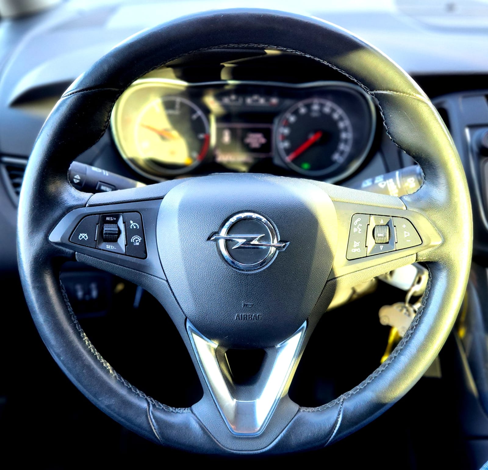 OPEL Zafira 1.6 CDTi Excellence-image-10