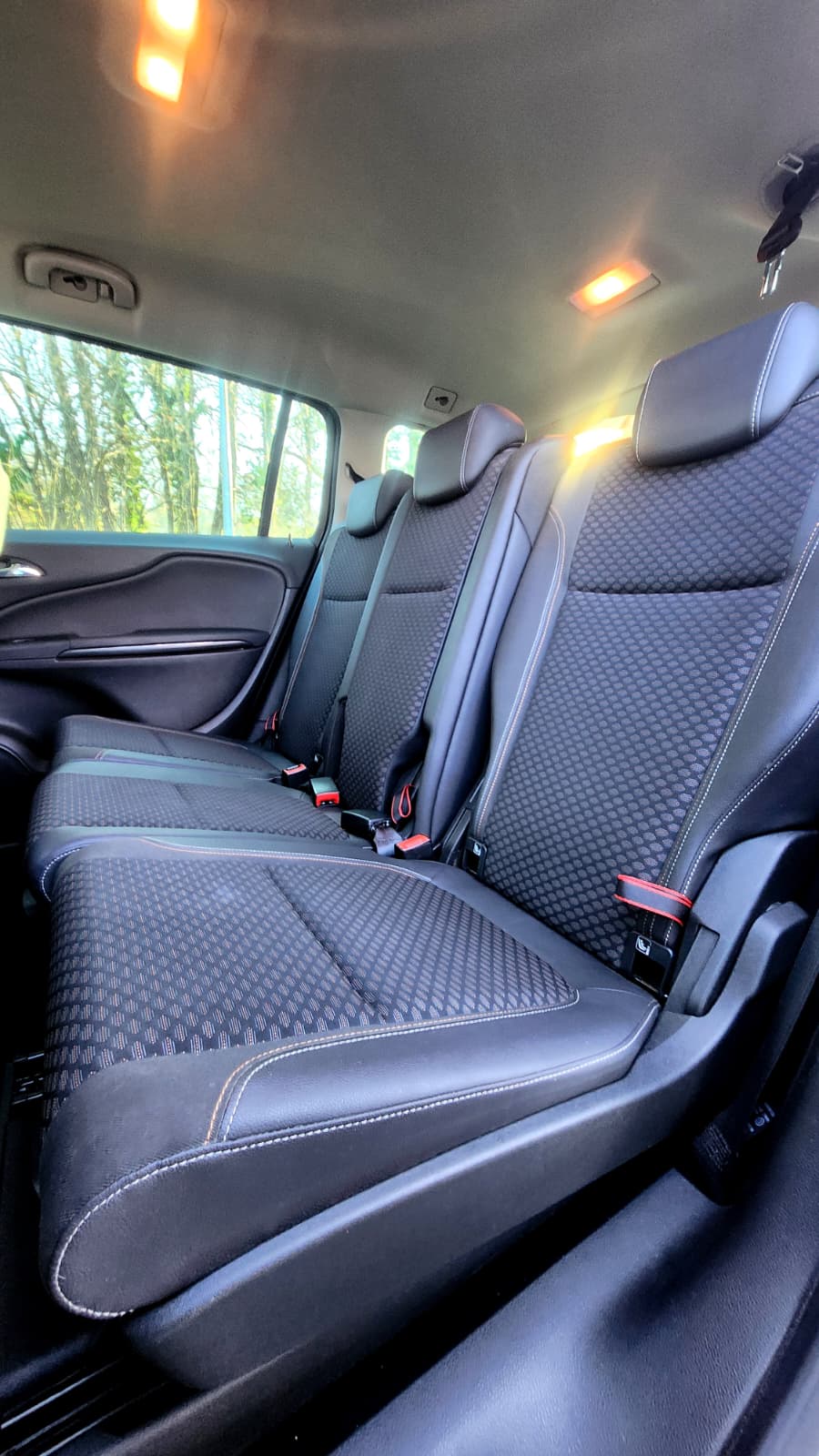 OPEL Zafira 1.6 CDTi Excellence-image-7