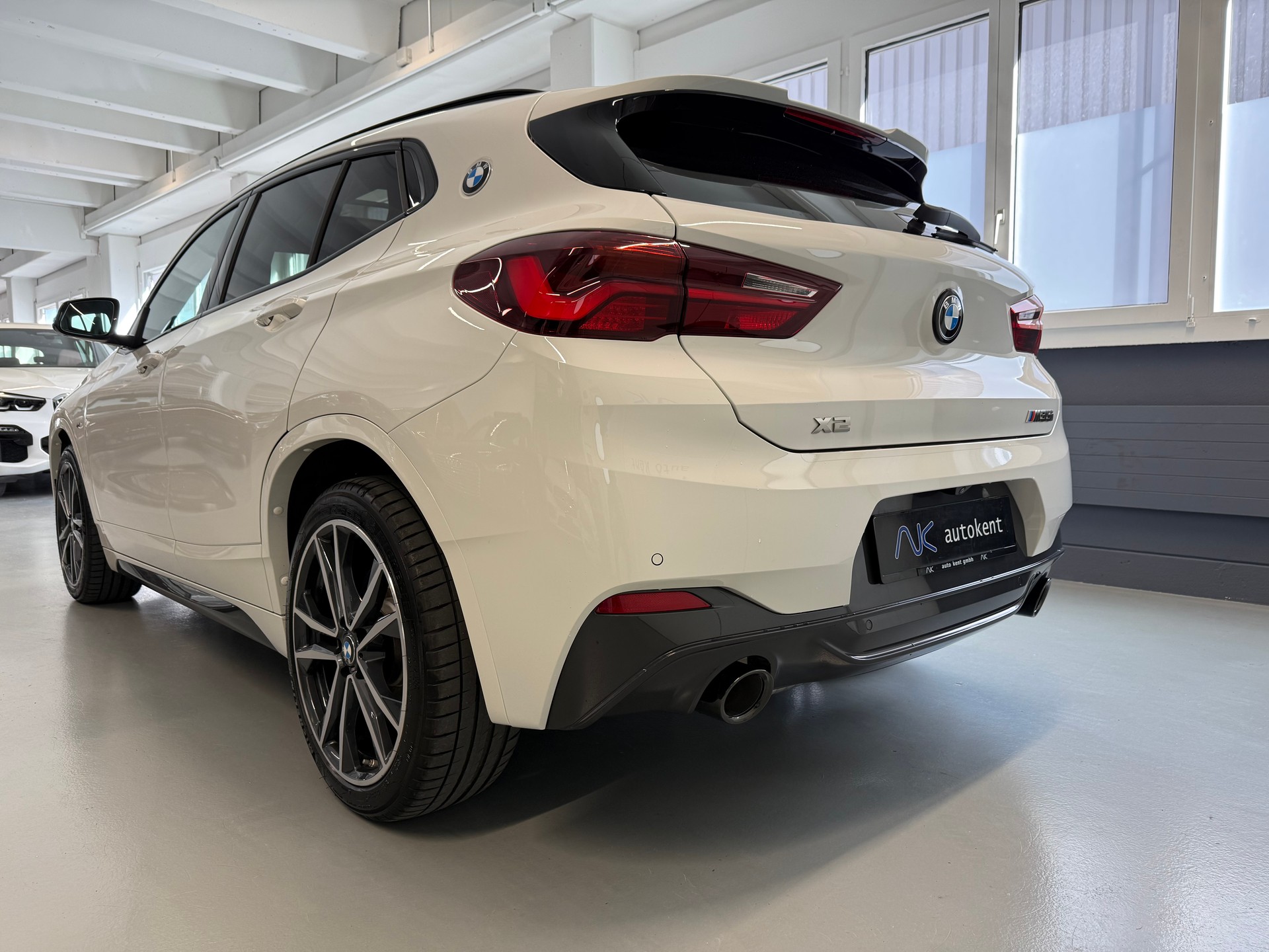 BMW X2 M35i Steptronic-image-3