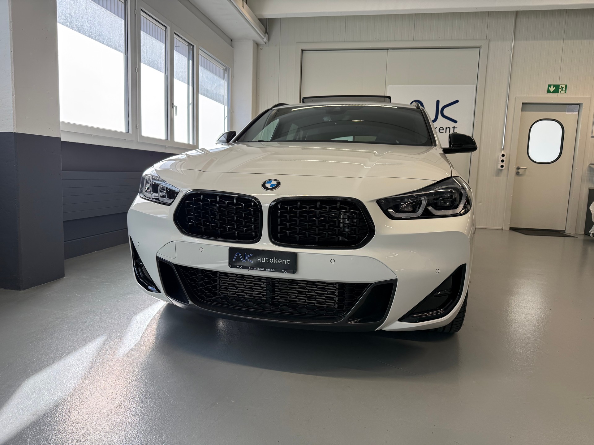 BMW X2 M35i Steptronic-image-1