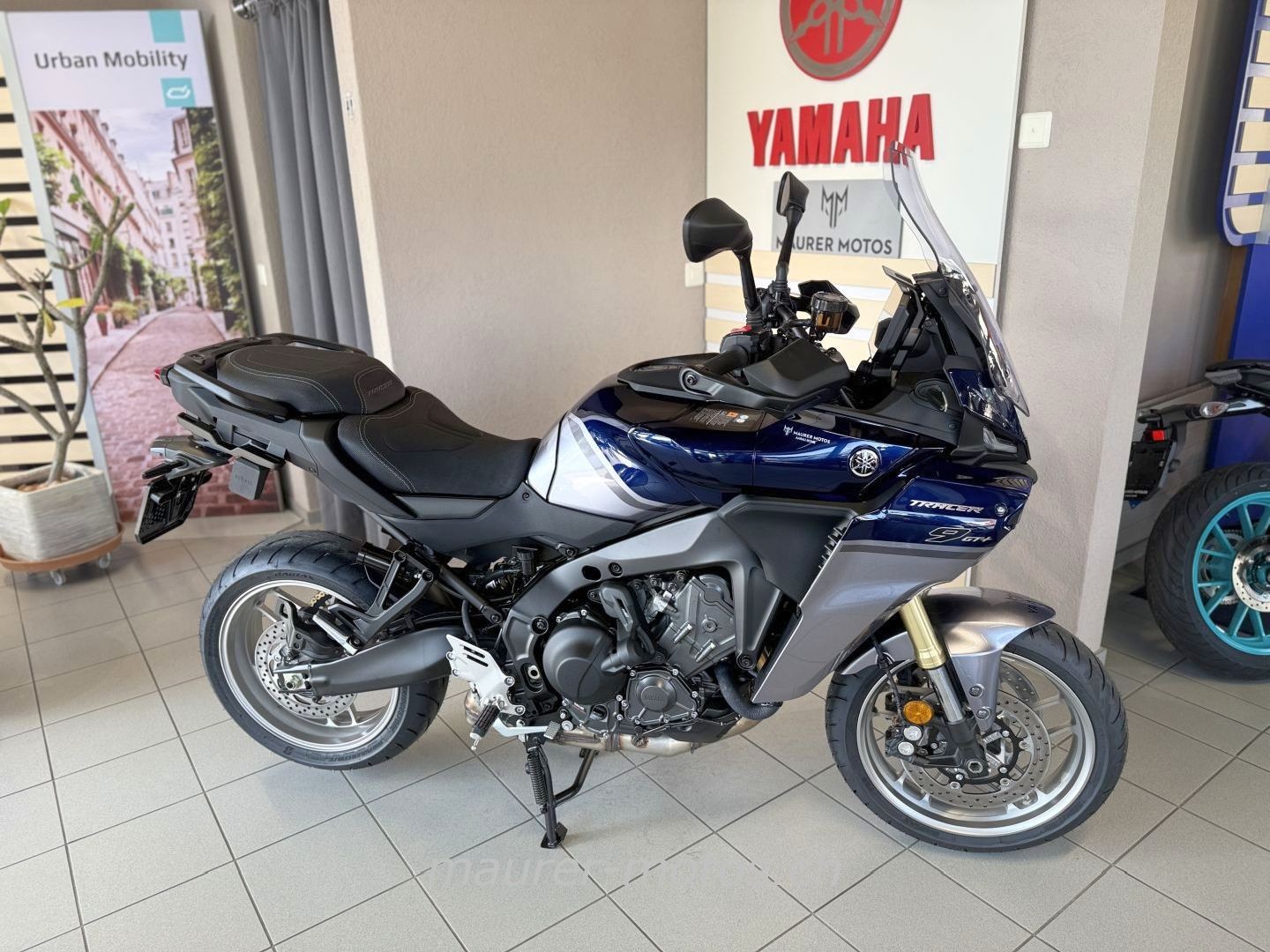 YAMAHA TRACER 9 GT Y AMT-showroom-element-2