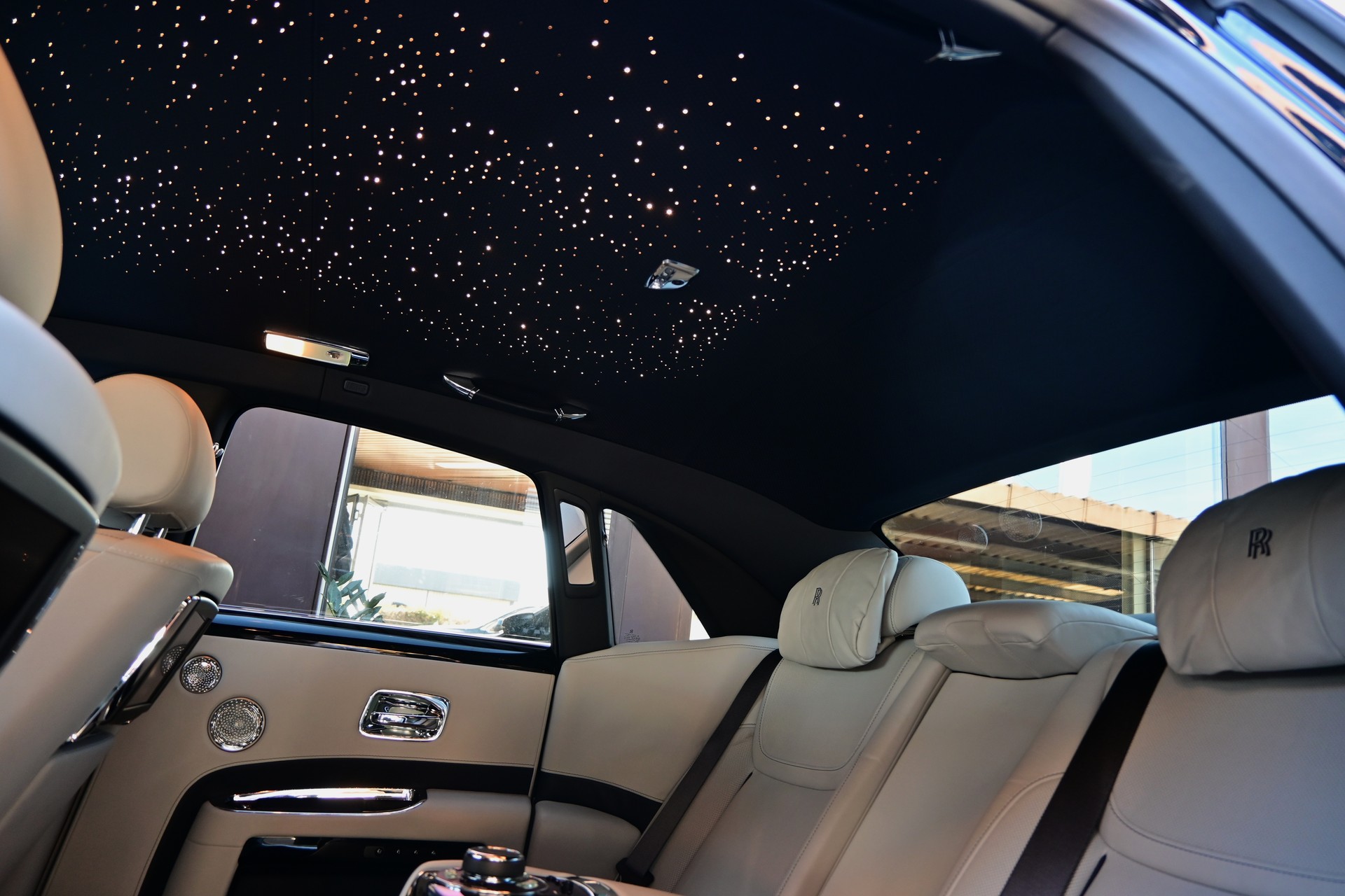 ROLLS-ROYCE Ghost 6.6 V12 *Facelift*-image-26